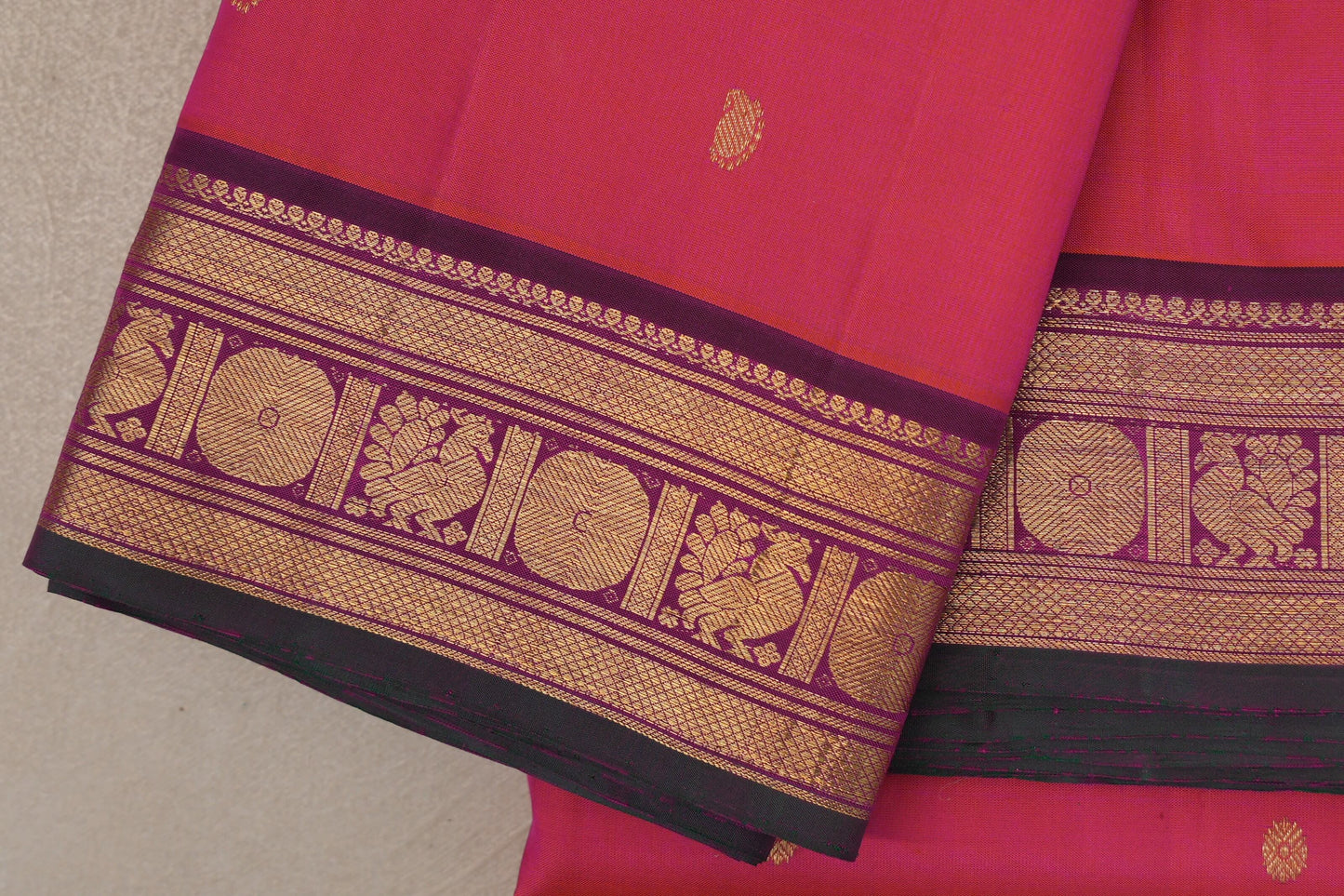 Orangish Pink Vintage Kanjivaram Silk Saree border