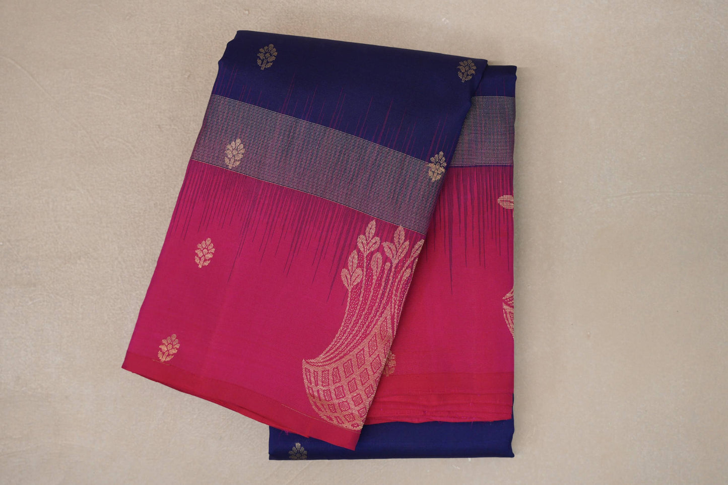 Deep Blue with Bright Pink Borders Light Weight Kanjivaram Silk Saree