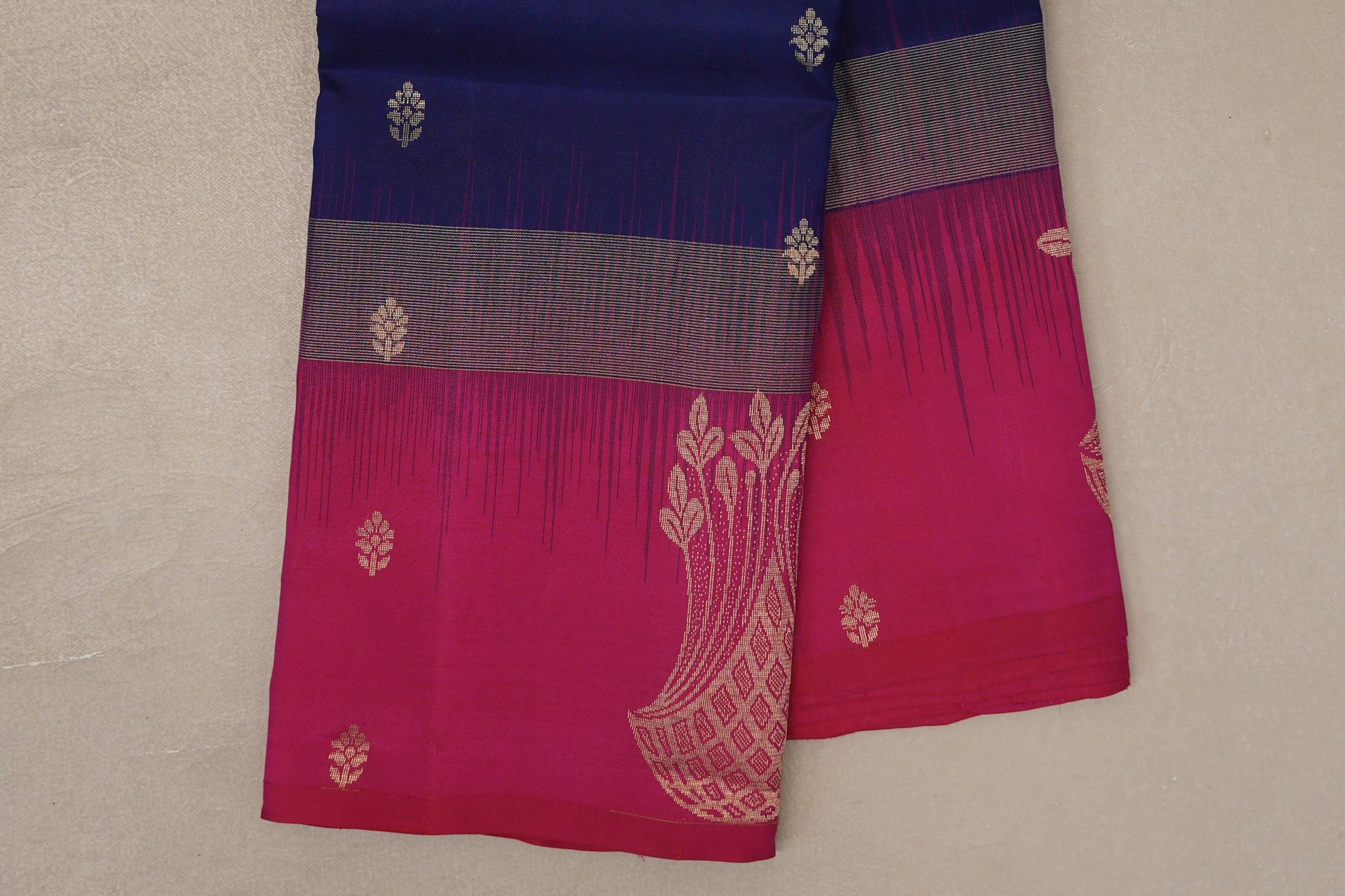 Deep Blue Light Weight Kanjivaram Silk Saree border