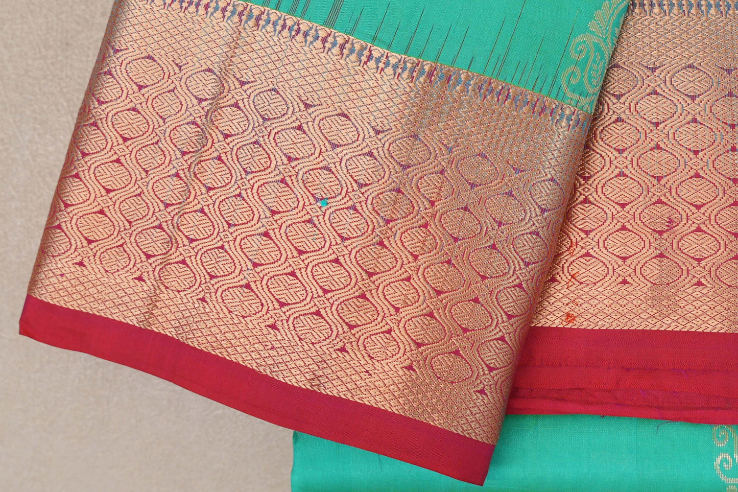 Bluish Green Light Weight Kanjivaram Silk Saree border