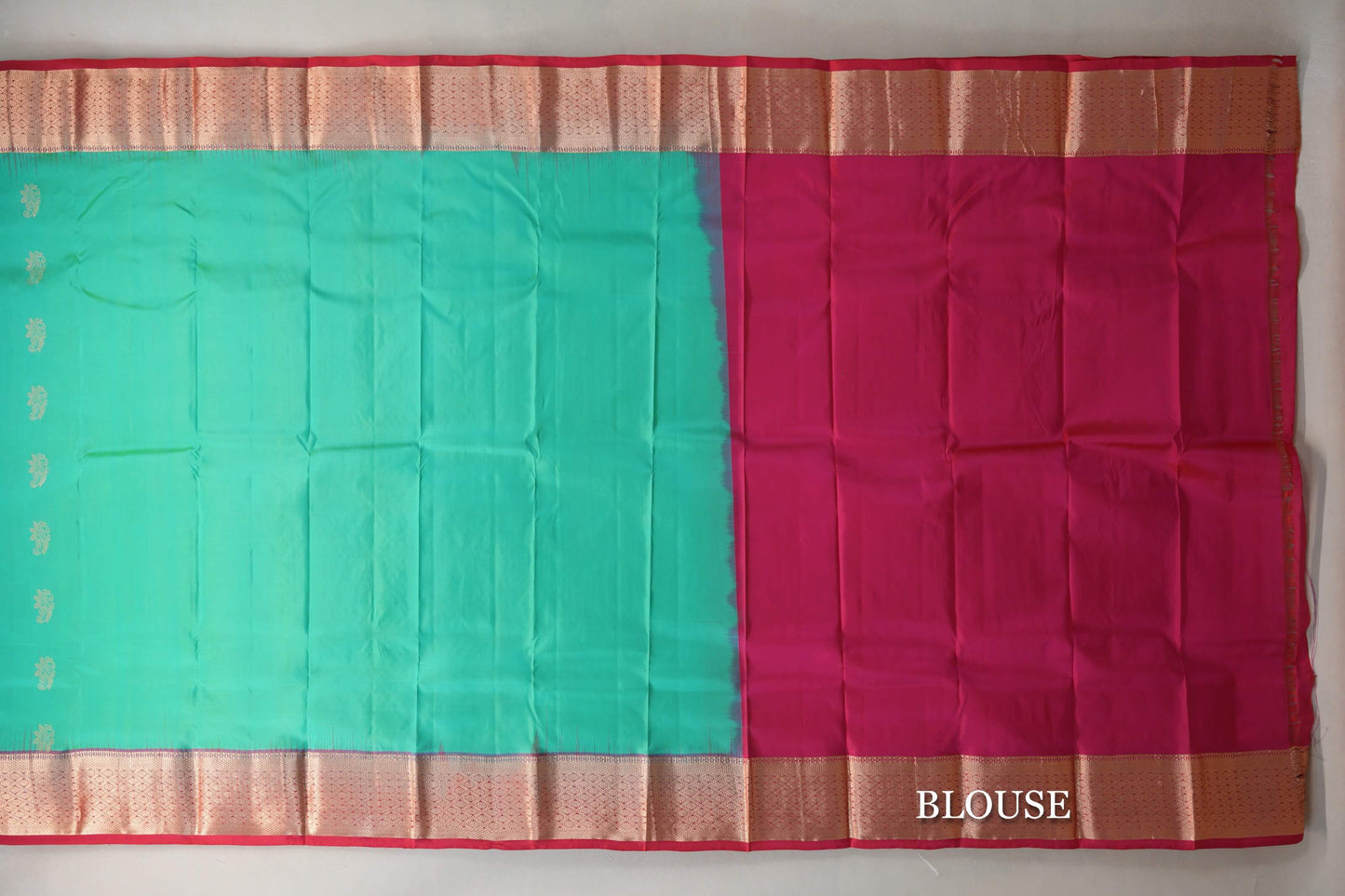 Bluish Green with Bright Pink Borders Light Weight Kanjivaram Silk Saree blouse