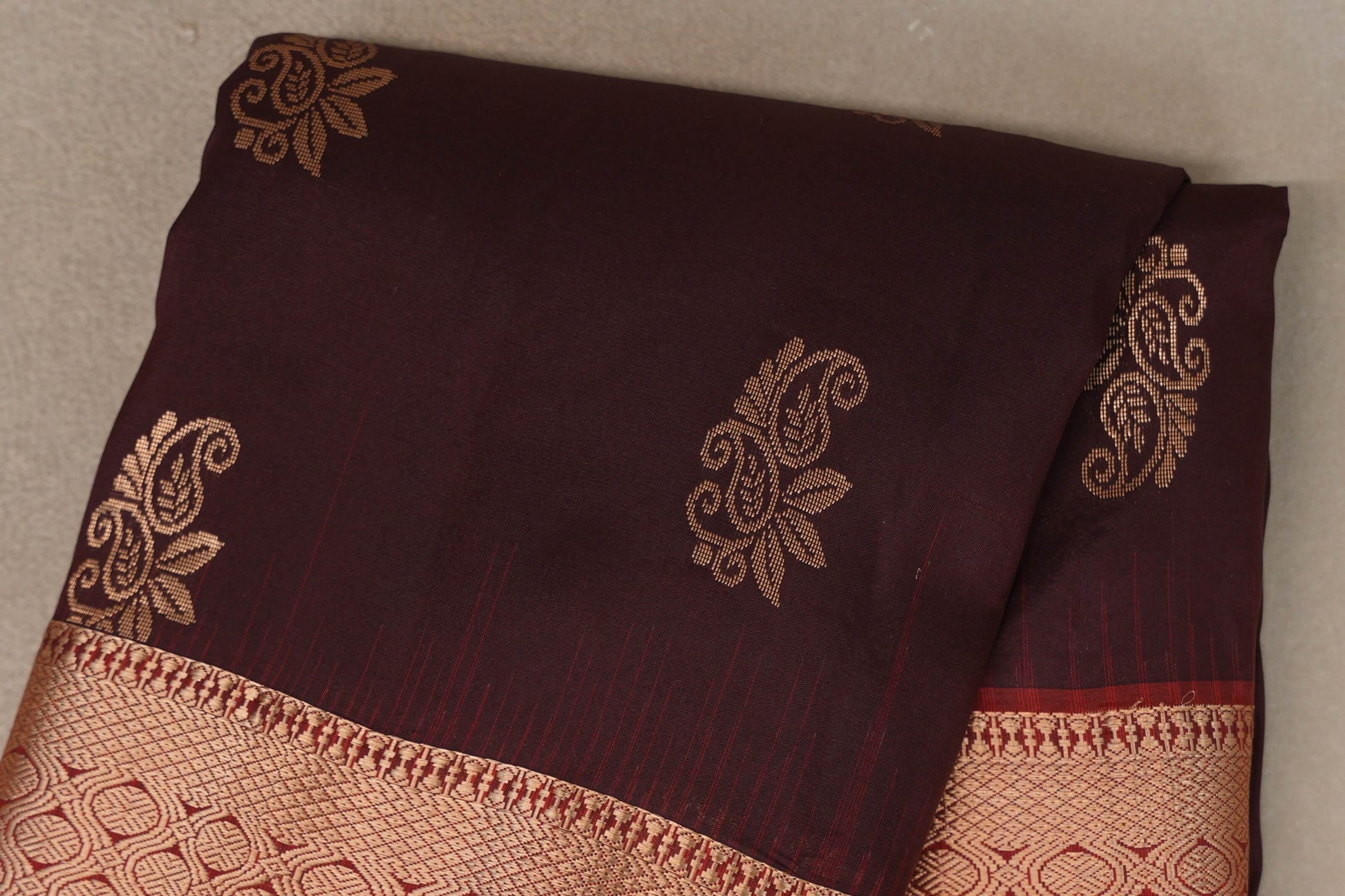 Deep Coffee Brown with Tomato Red Borders Light Weight Kanjivaram Silk Saree body