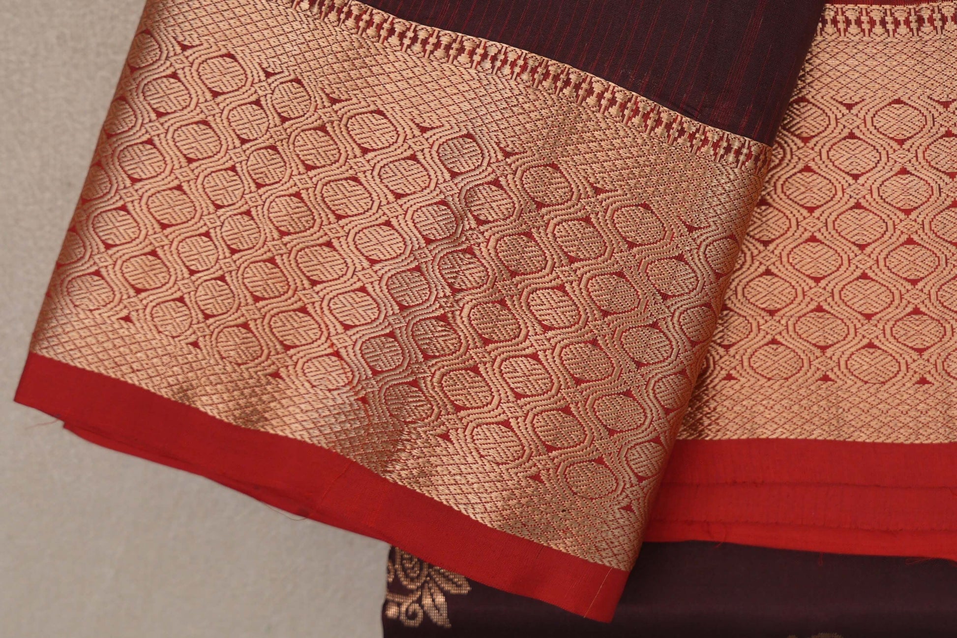 Deep Coffee Brown Light Weight Kanjivaram Silk Saree border