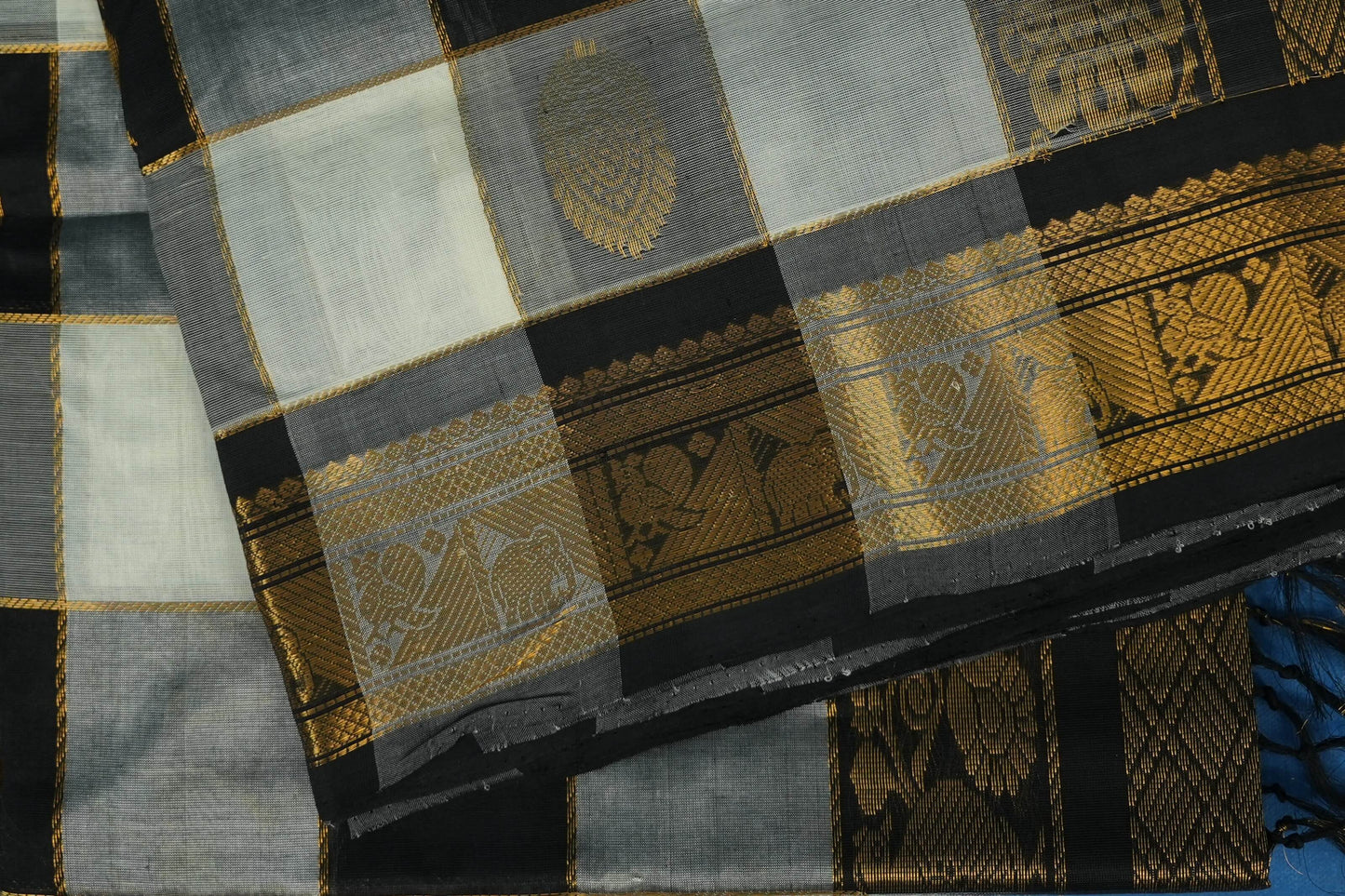 checked vintage silk cotton saree