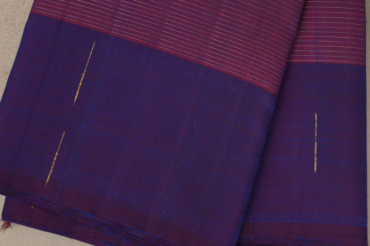 Dual Tone of Red & Blue Plant based Kanjivaram Silk Saree border 
