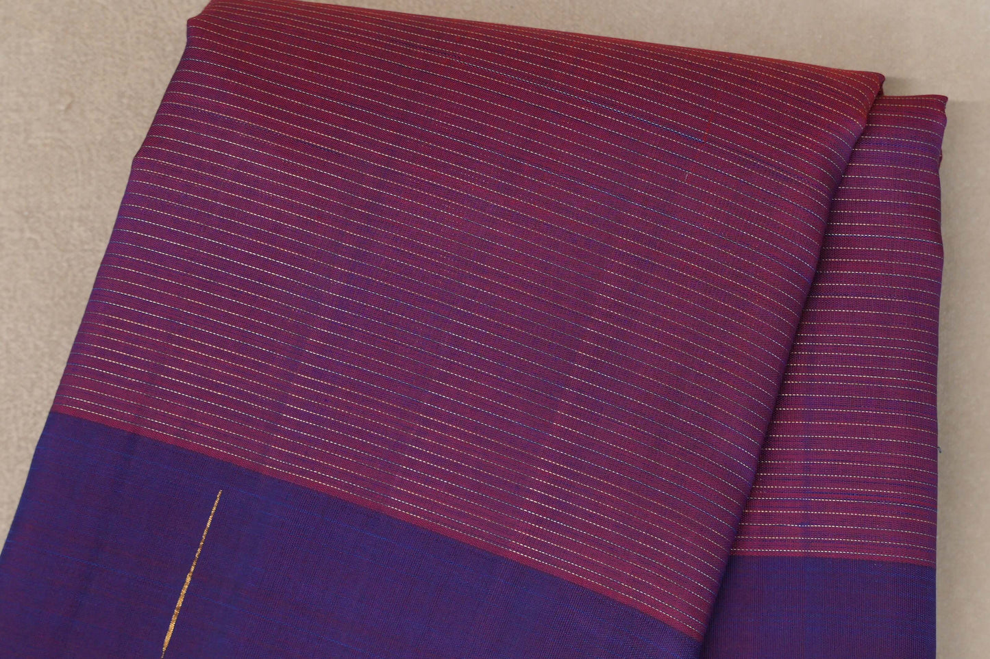 Dual Tone of Red & Blue Plant based Kanjivaram Silk Saree body 