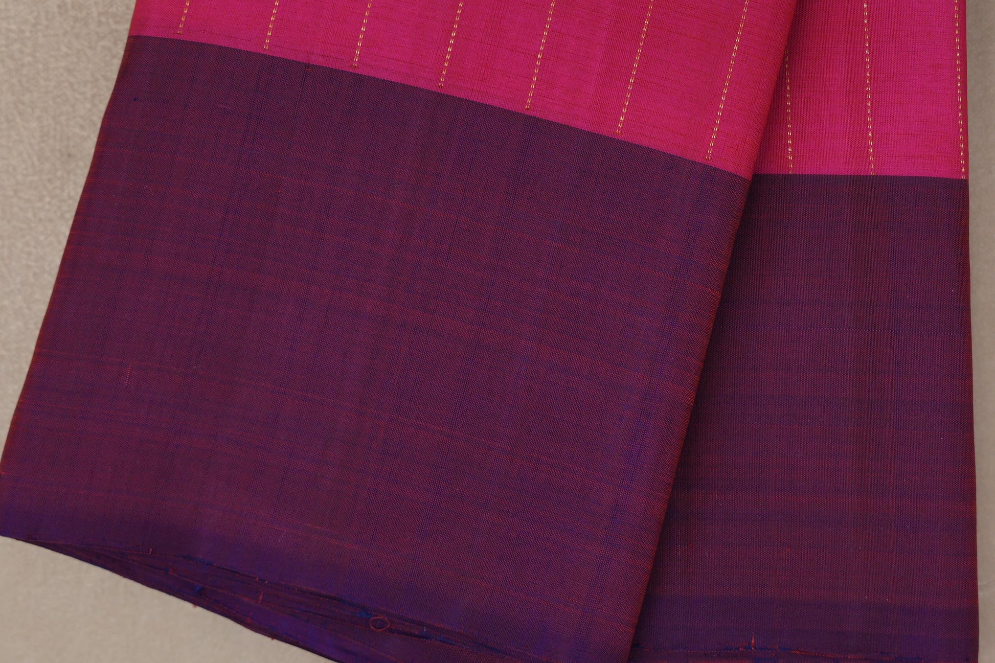 Bright pink with Dual Tone of Orange & Deep Blue borders Plant based Kanjivaram Silk Saree border