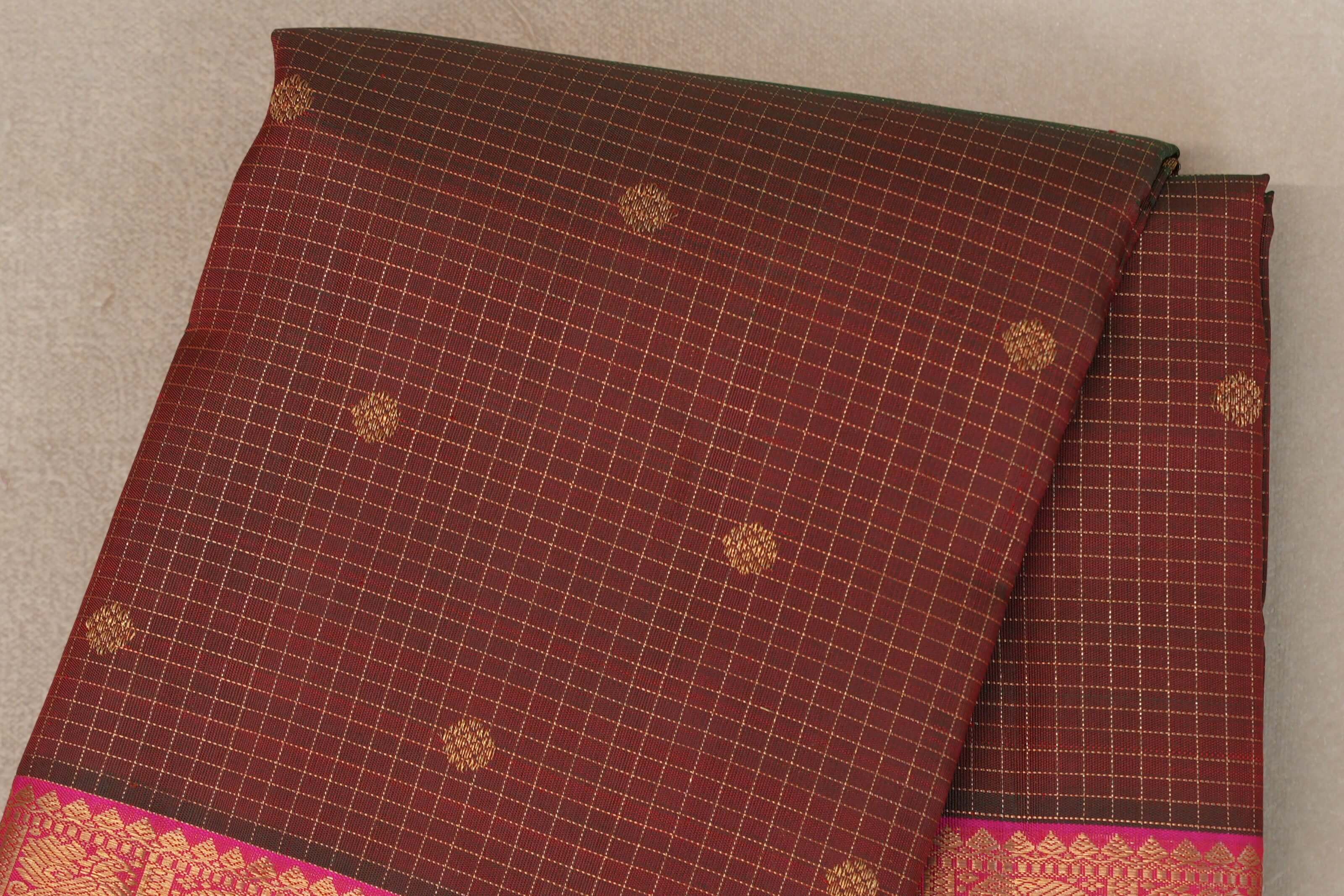 Dual Tone of Green and Red with Bright Pink Borders Vintage Heirloom Kanjivaram Silk Saree body