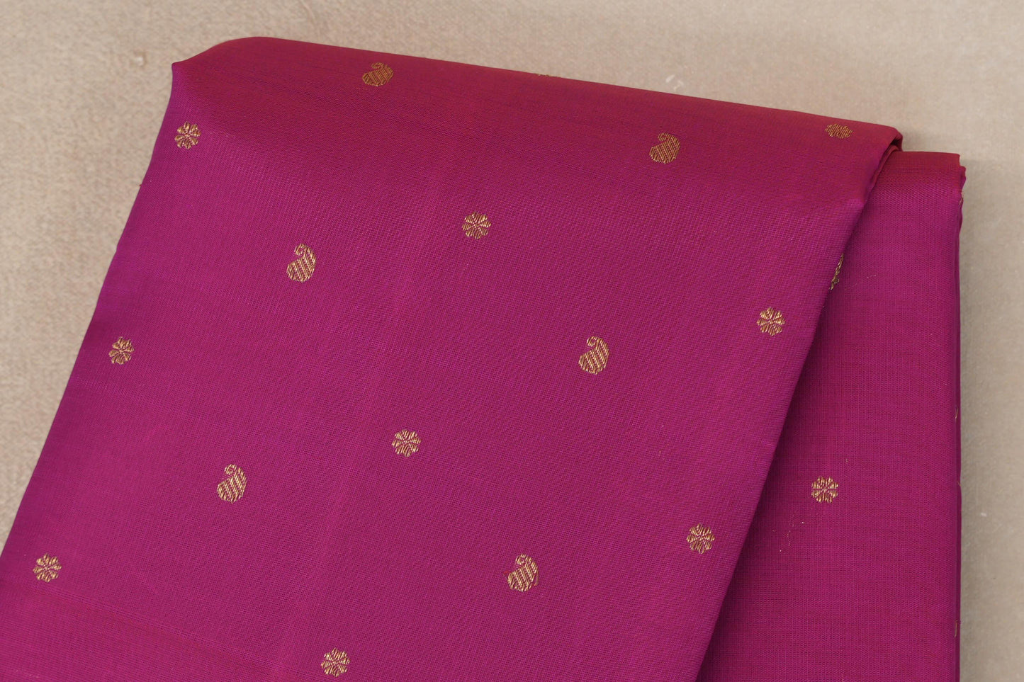 Bright Magenta Vintage Heirloom Kanjivaram Silk Saree body