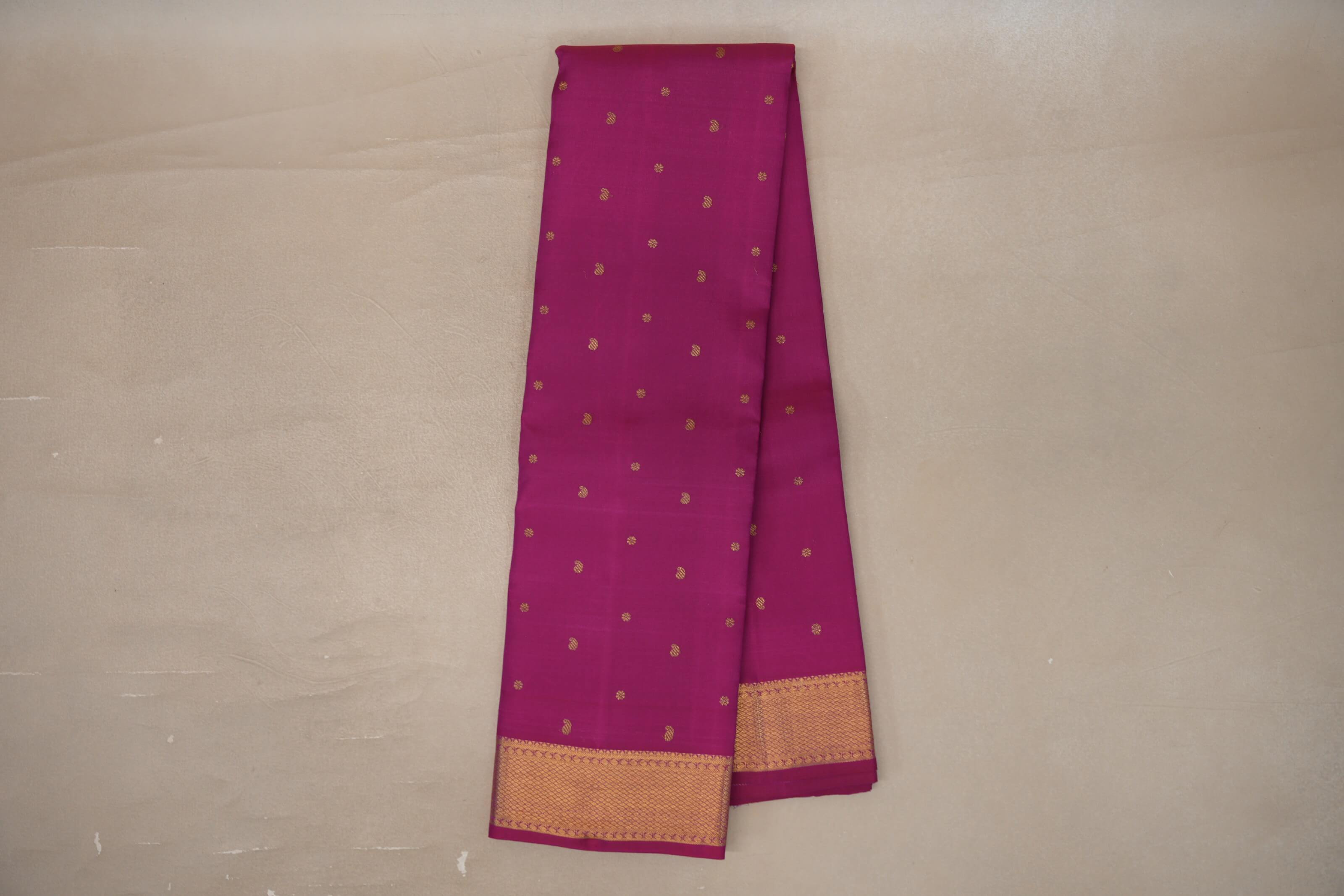 Online Bright Magenta Vintage Heirloom Kanjivaram Silk Saree