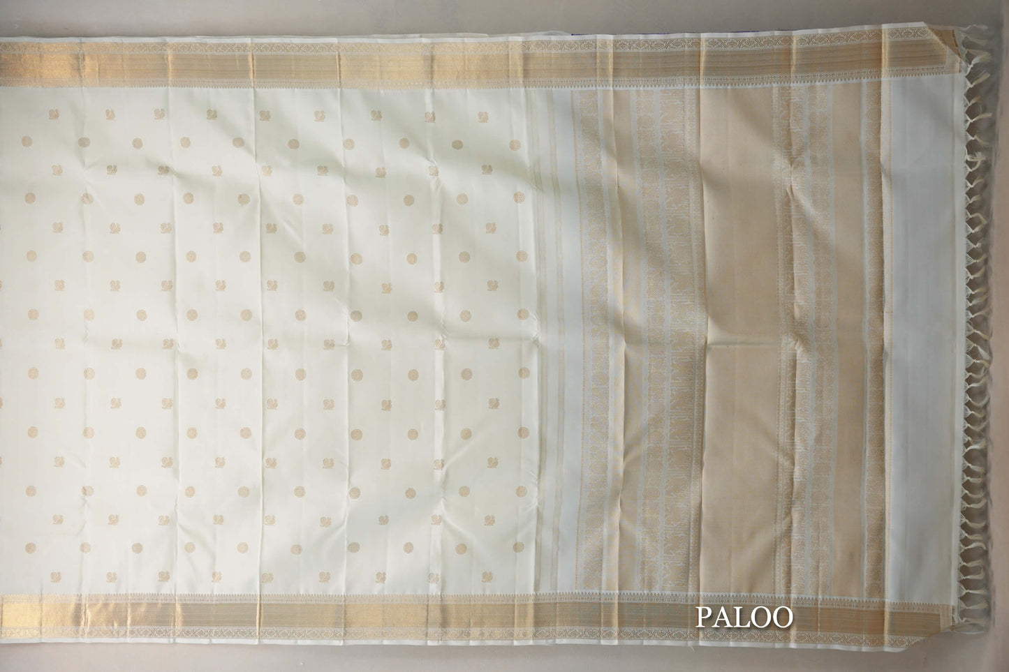Cream Vintage Heirloom Kanjivaram Silk Saree paloo