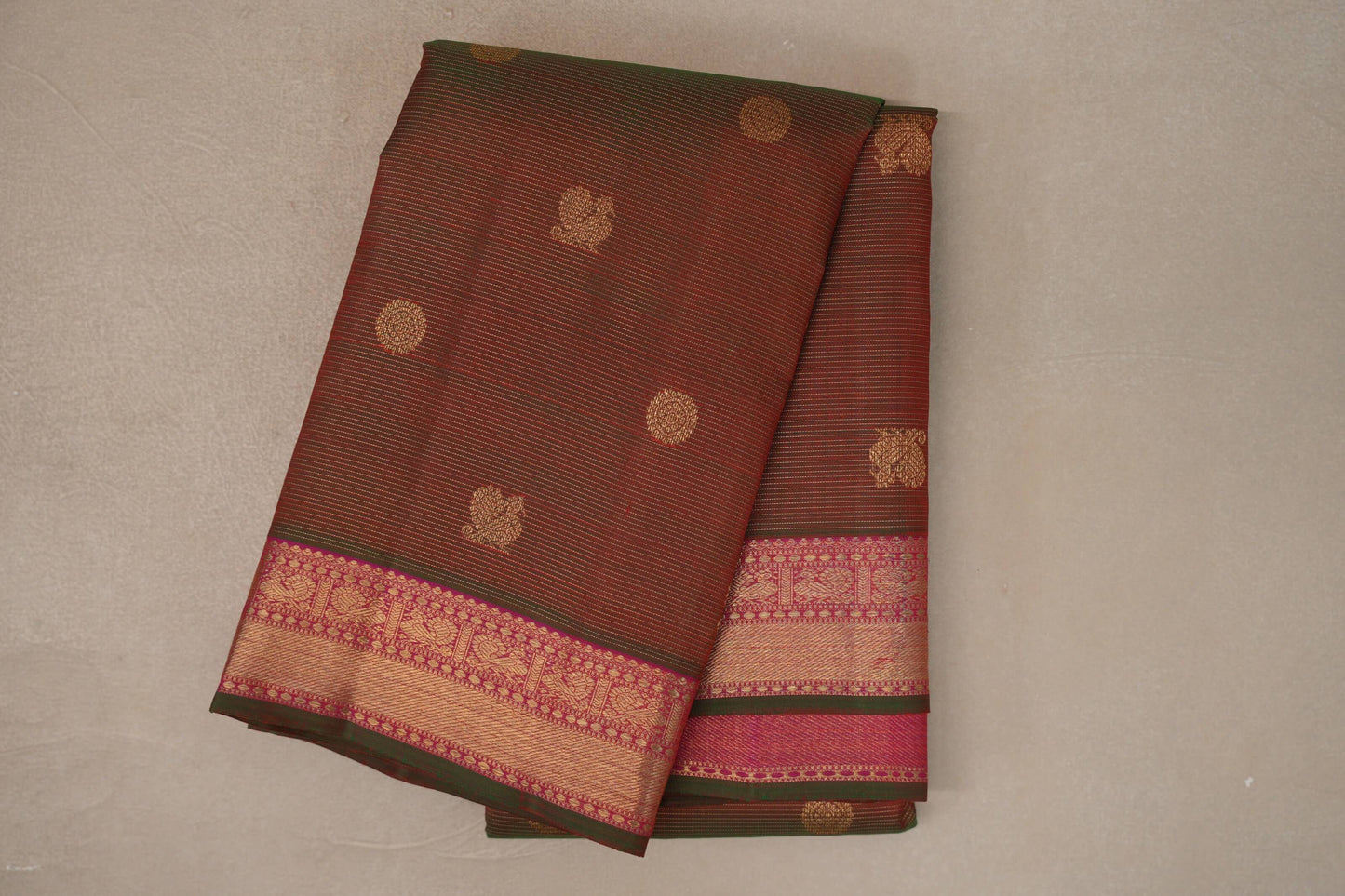 Dual Tone of Green and Red Vaira Oosi with Bright Pink Borders Vintage Heirloom Kanjivaram Silk Saree
