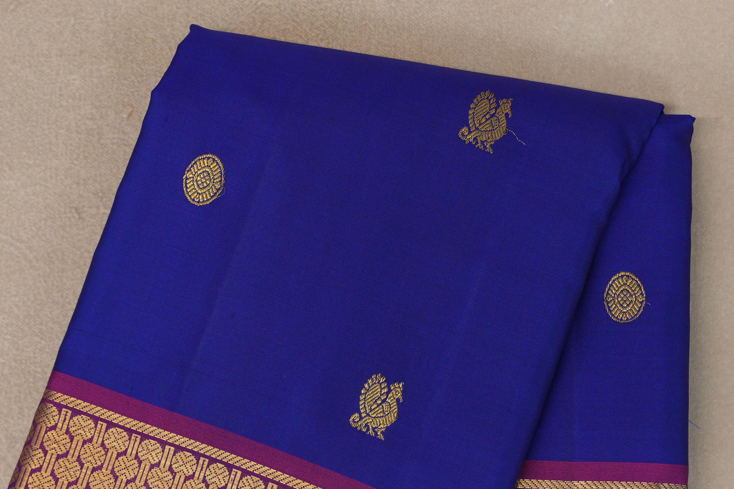 Deep Blue with Deep Magenta Borders Vintage Kanjivaram Silk Saree body