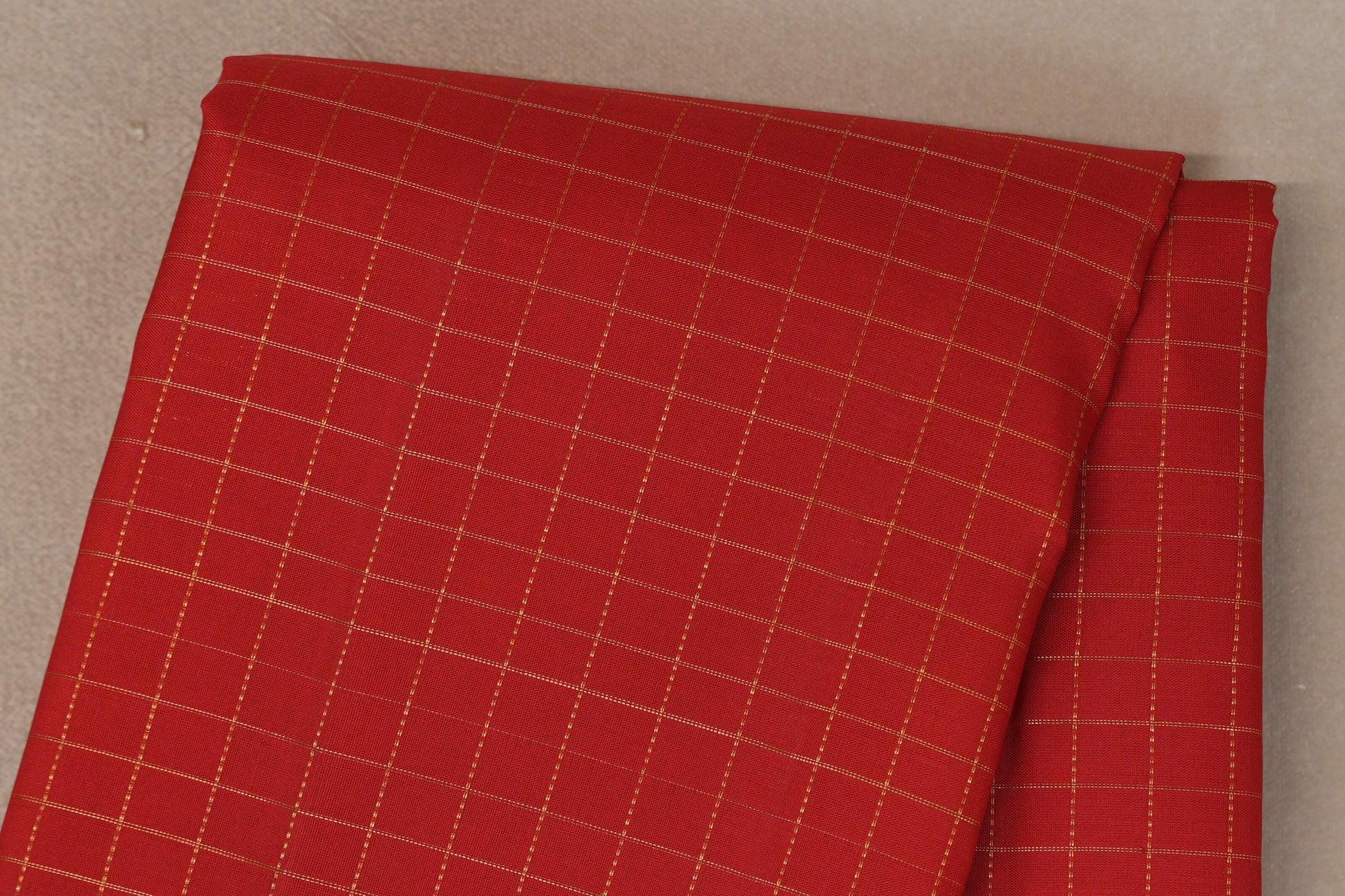 Tomato Red with Dual Tone of Green & Red Borders Vintage Kanjivaram Silk Saree body