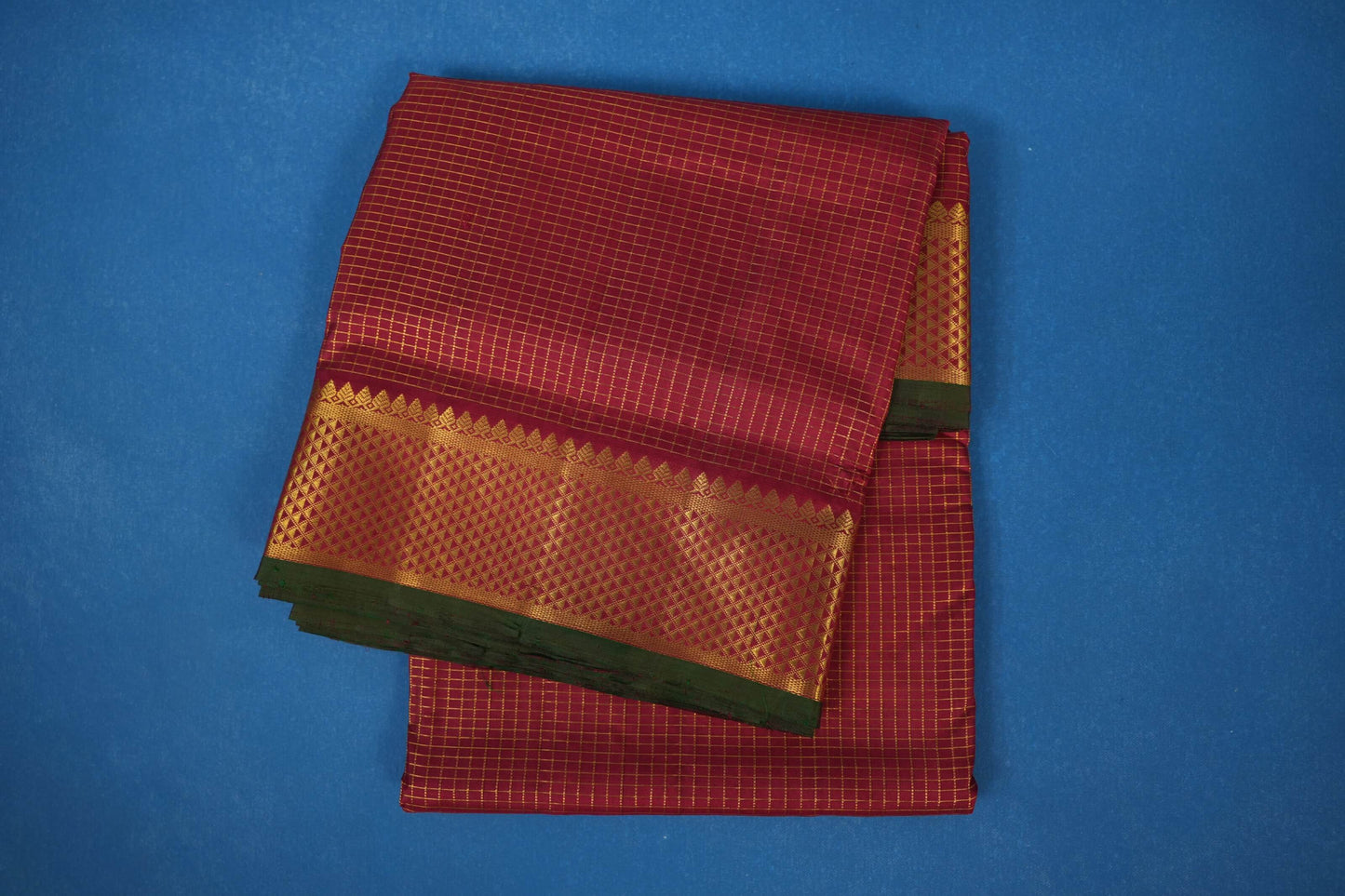 Maroon ten yards silk saree