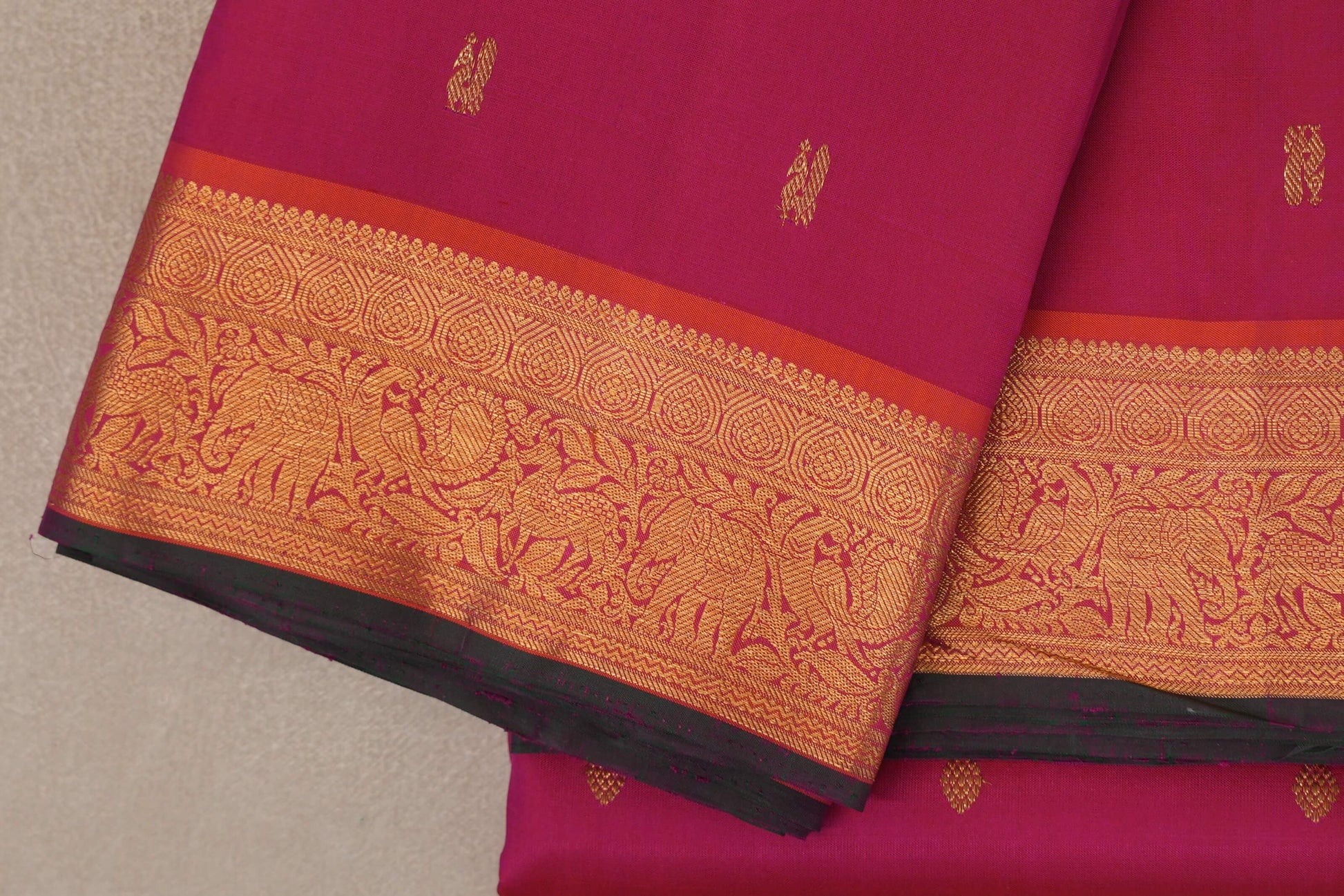 Deep Rani Pink Vintage Kanjivaram Silk Saree border