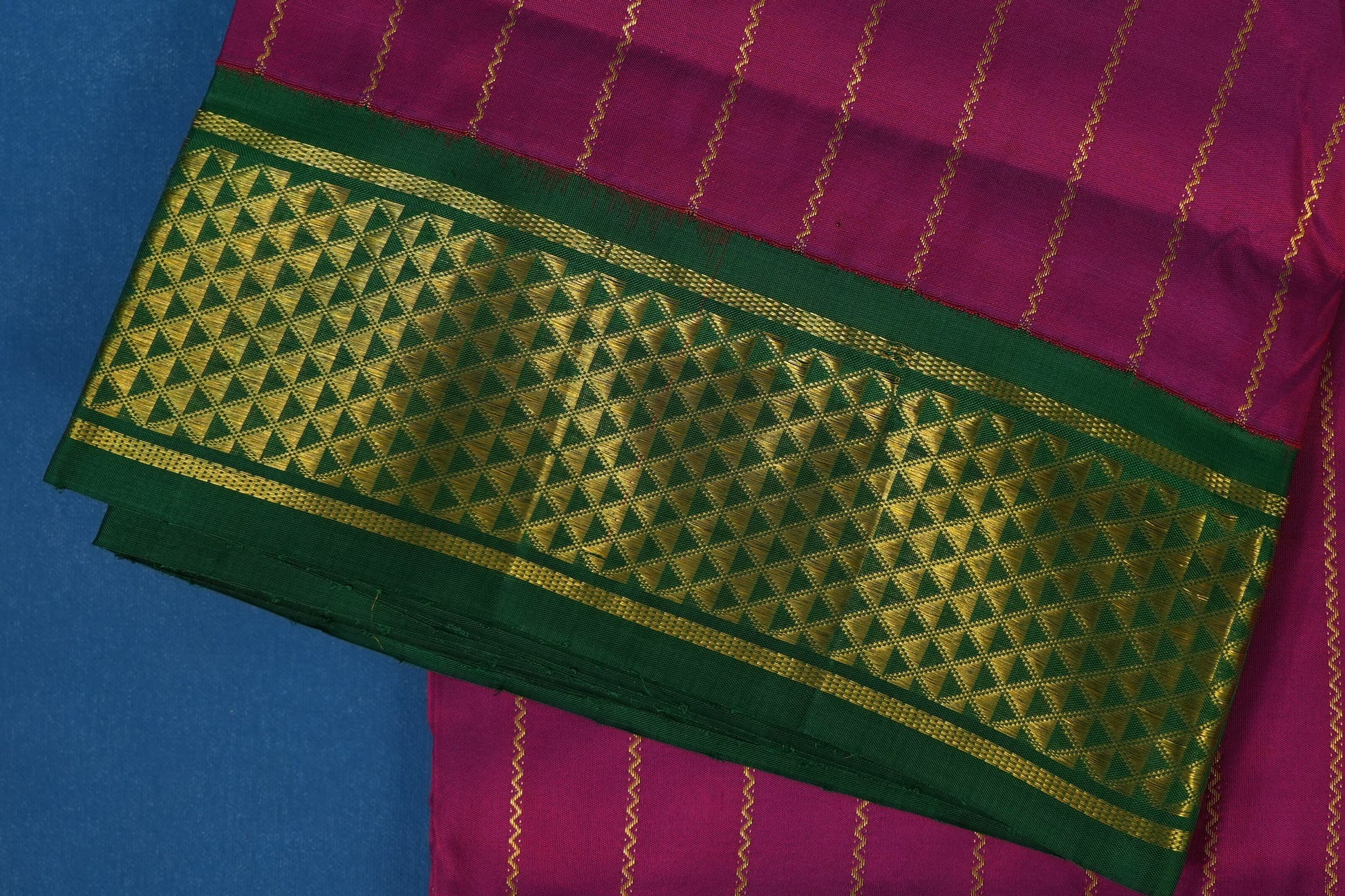 Magenta Ten yards silk saree border