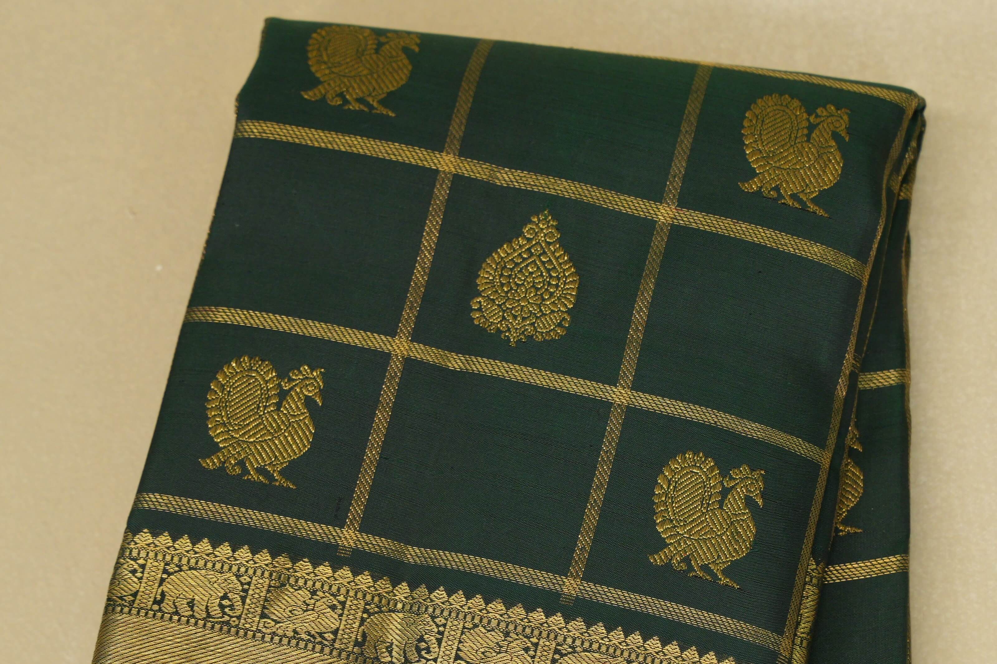 Deep Bottle Green Heirloom Kanjivaram Silk Saree body zoom