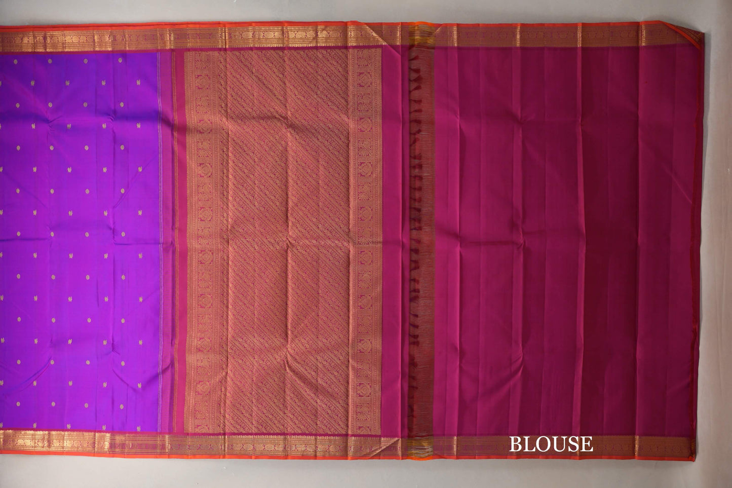 Dual Tone of Blue & Magenta Vintage Kanjivaram Silk Saree blouse