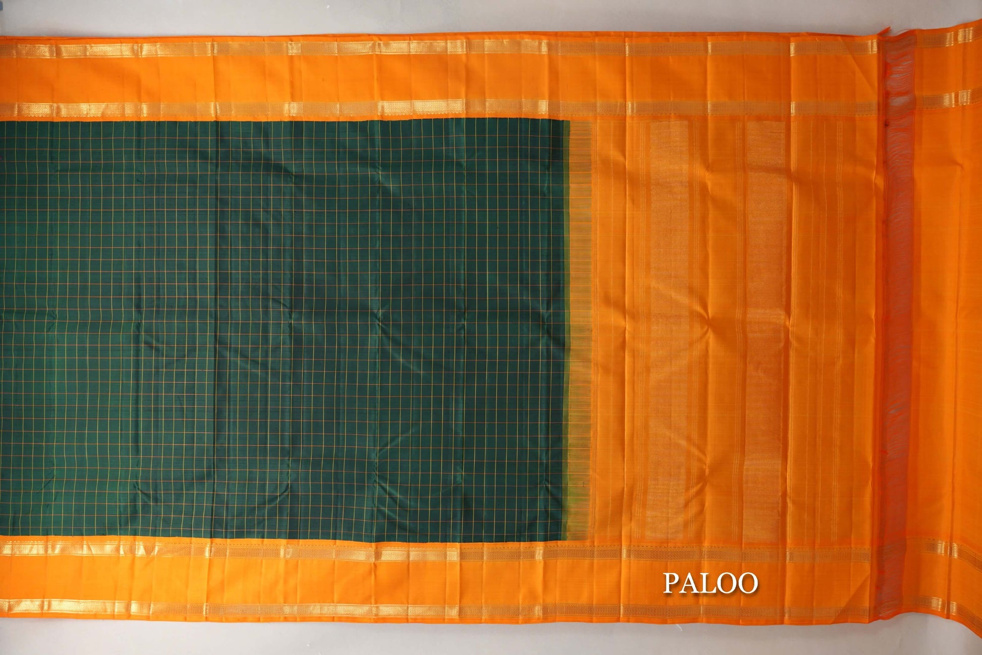 Deep Bottle Green with Mango Orange Rettai Pettu Borders Vintage Kanjivaram Silk Saree paloo