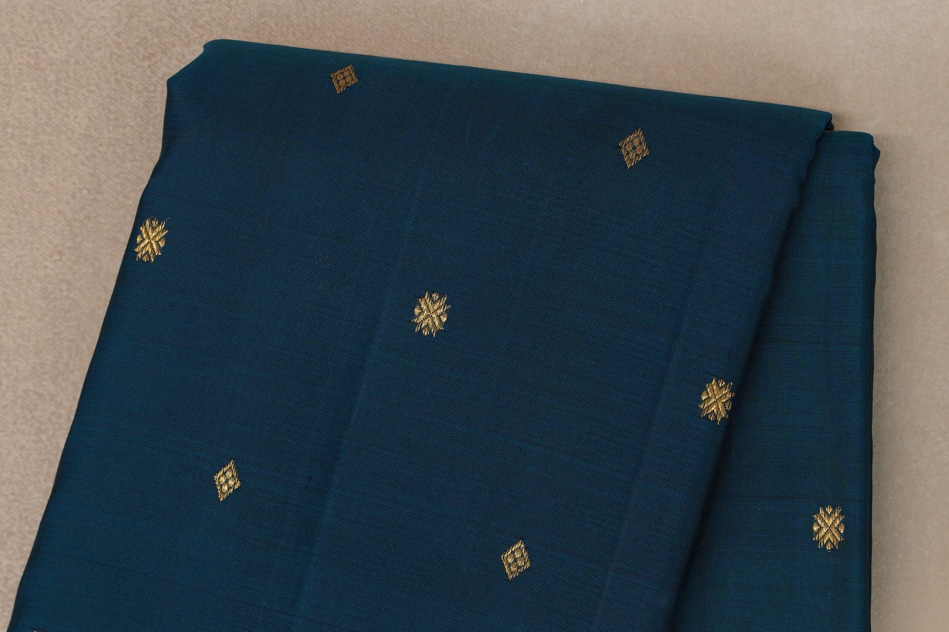 Deep Teal with Deep Magenta & Copper Orange Selvedge Borders Vintage Kanjivaram Silk Saree body