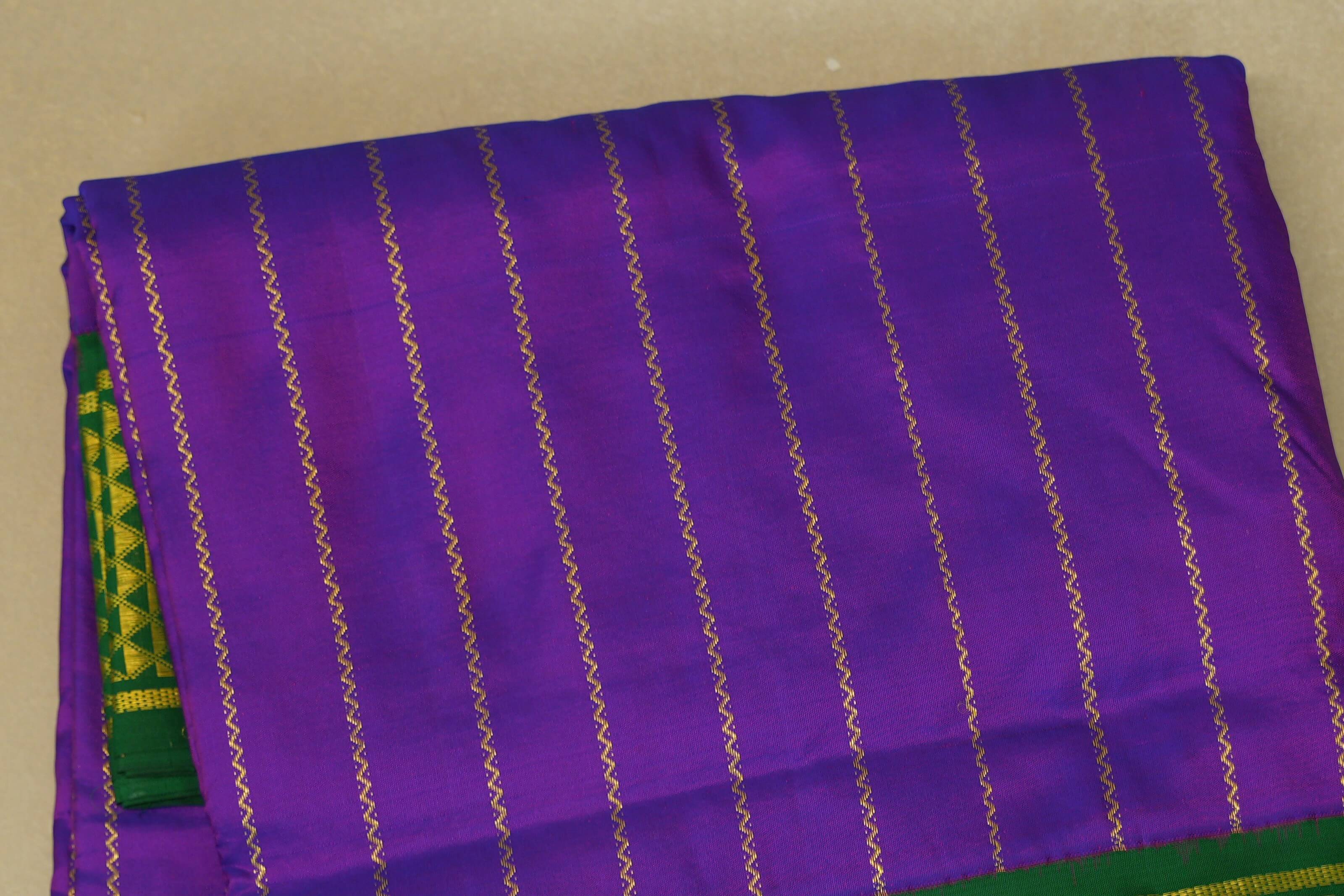 Dual Tone Violet and Magenta with Medium Green Borders Ten yards silk saree body zoom