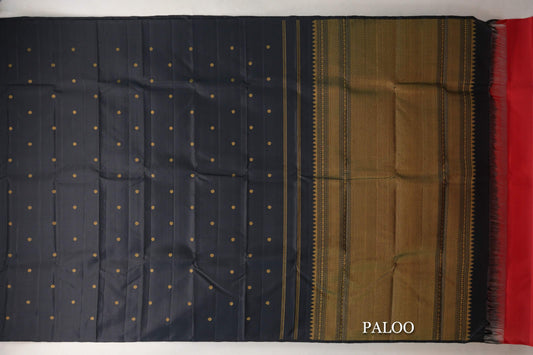 Borderless Black Vintage Kanjivaram Silk Saree paloo