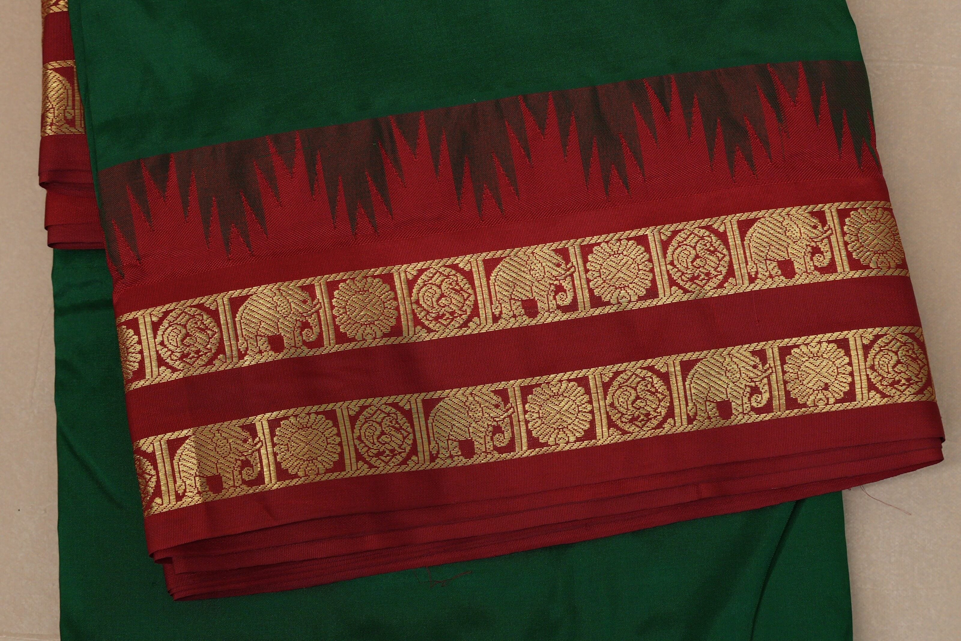 Bottle green with Reddish maroon borders Ten yards silk saree  border