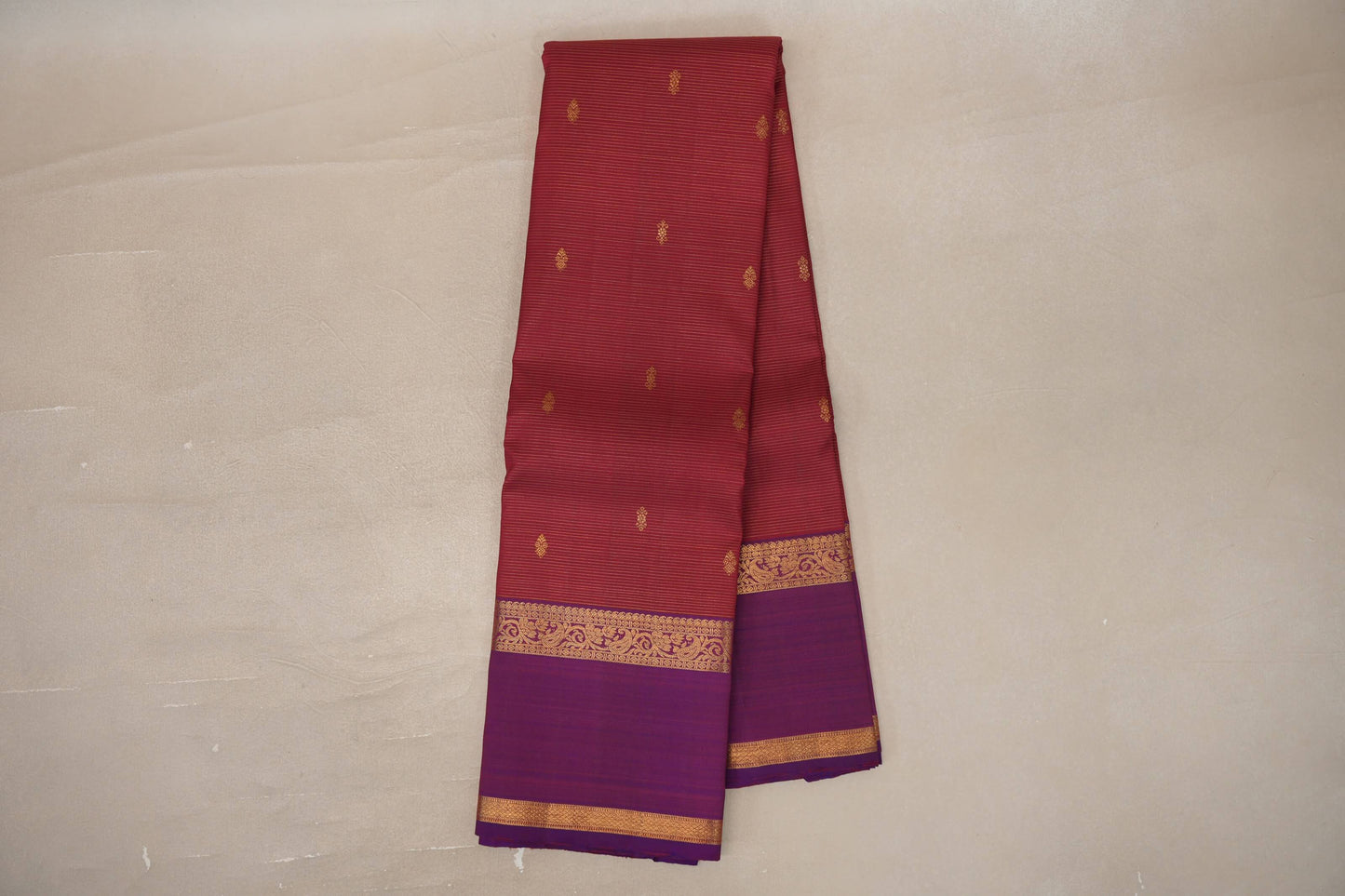 Deep maroon with Dual Tone of Violet & Maroon Vintage Kanjivaram Silk Saree 