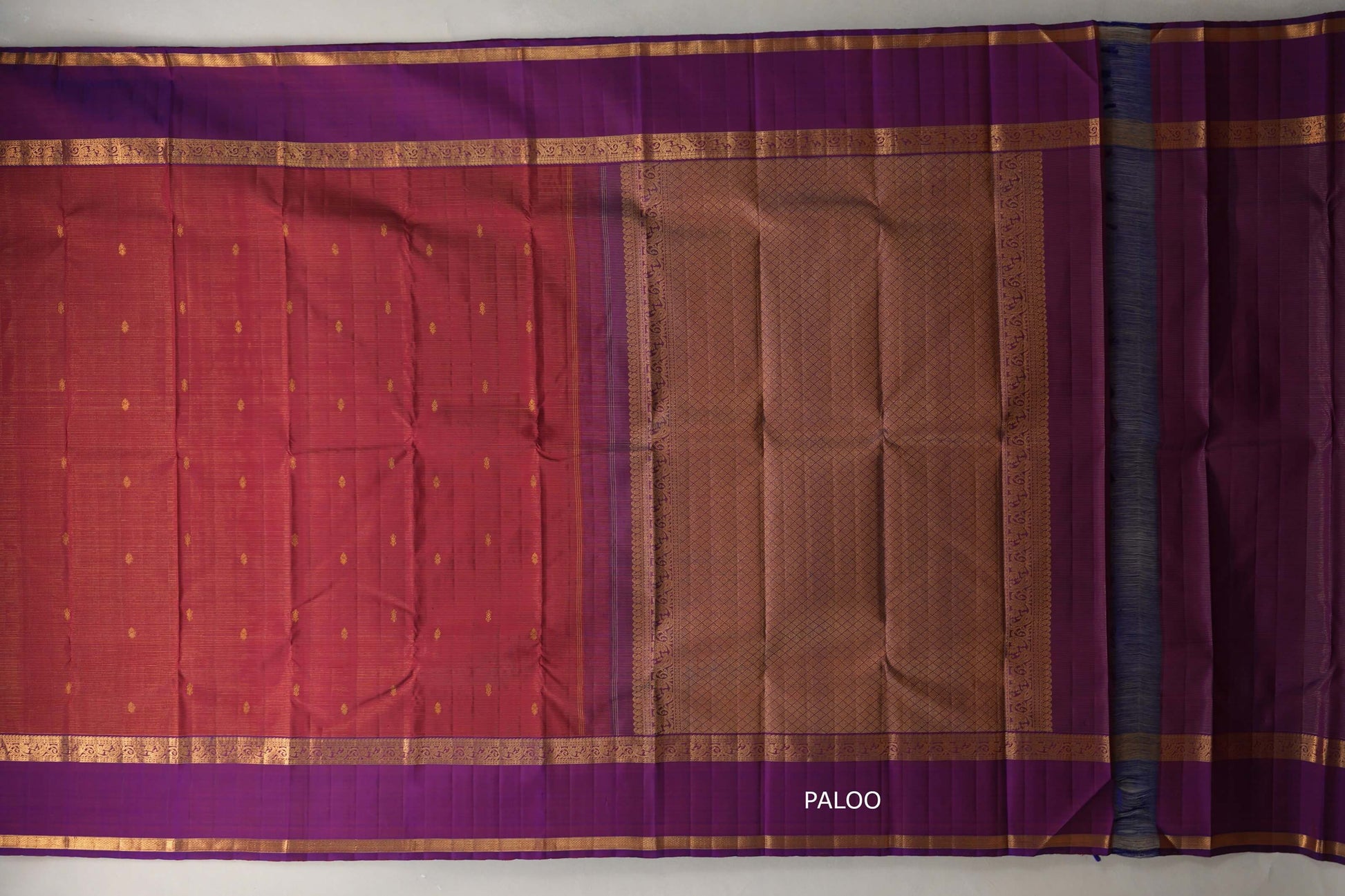 Deep maroon with Dual Tone of Violet & Maroon Vintage Kanjivaram Silk Saree paloo
