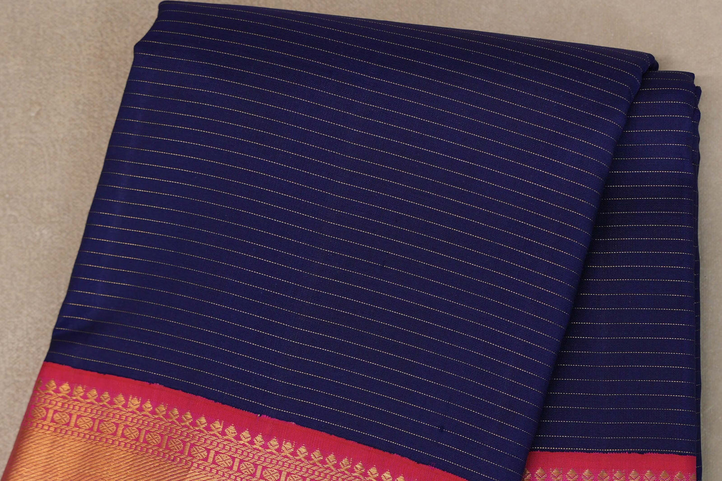 Deep blue with Orangish Pink borders Vintage Kanjivaram Silk Saree  body