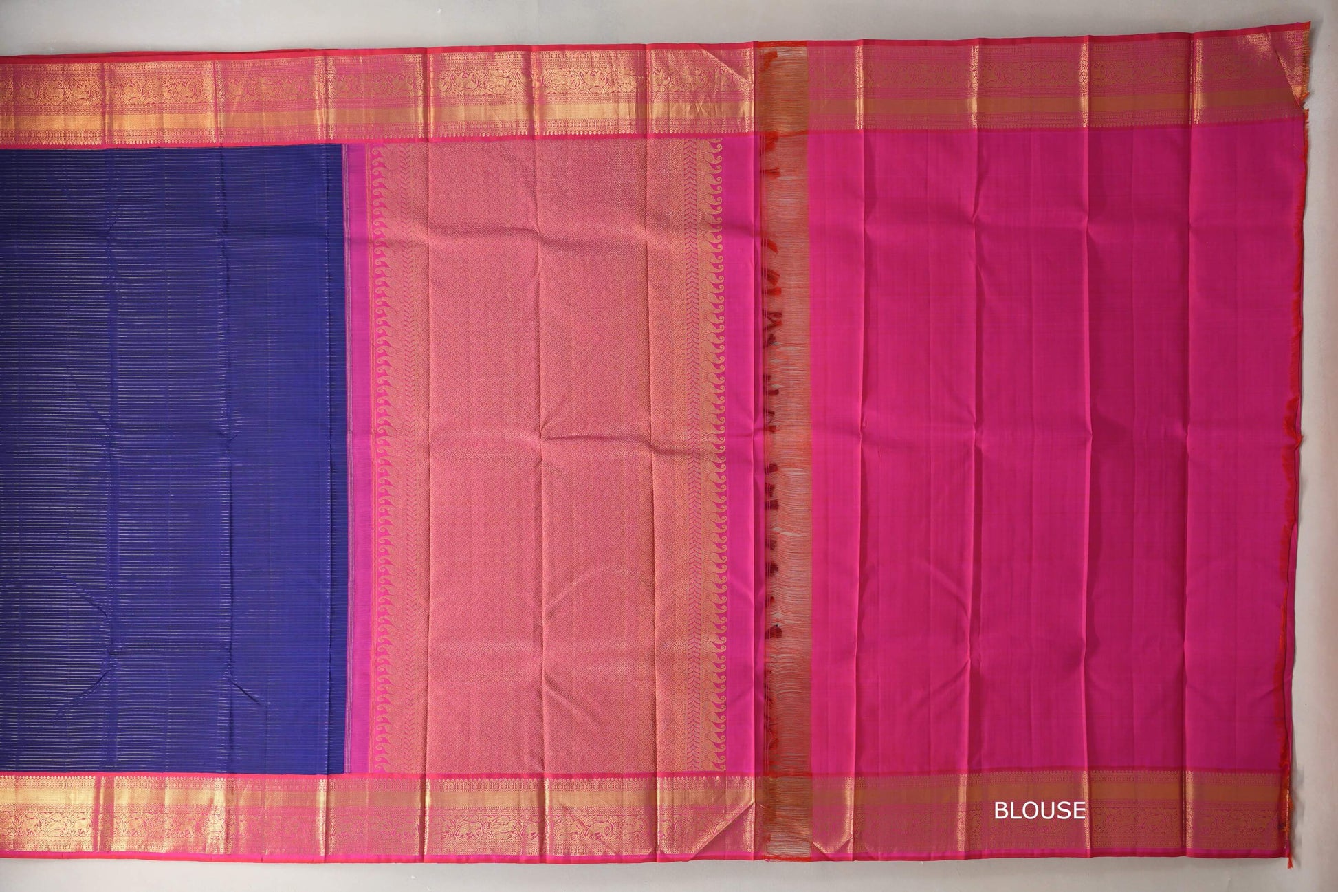 Deep blue with Orangish Pink borders Vintage Kanjivaram Silk Saree  blouse