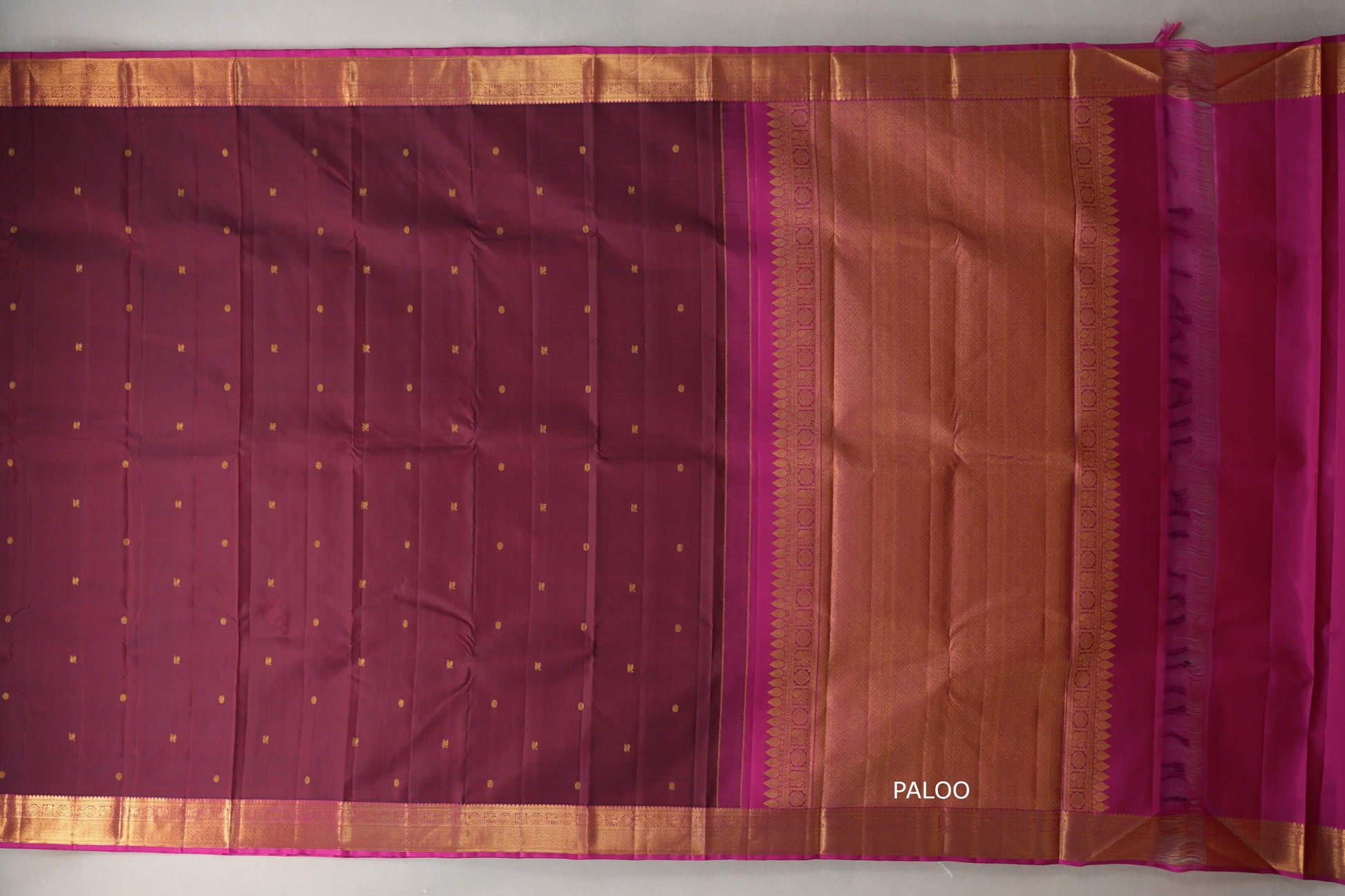 Deep maroon with Bright Magenta Pink borders Vintage Kanjivaram Silk Saree paloo