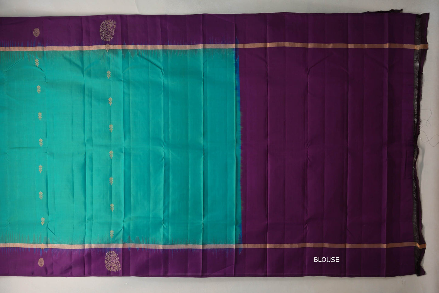 Dual Tone of Green and Blue Light Weight Kanjivaram Silk Saree SS9842