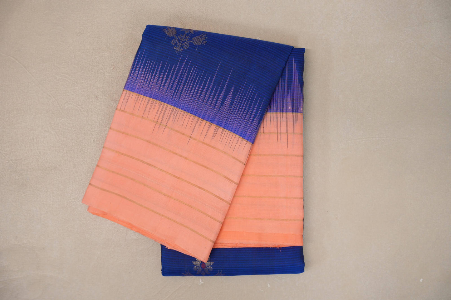 Deep royal blue with Light Salmon borders Light Weight Kanjivaram Silk Saree SS9843