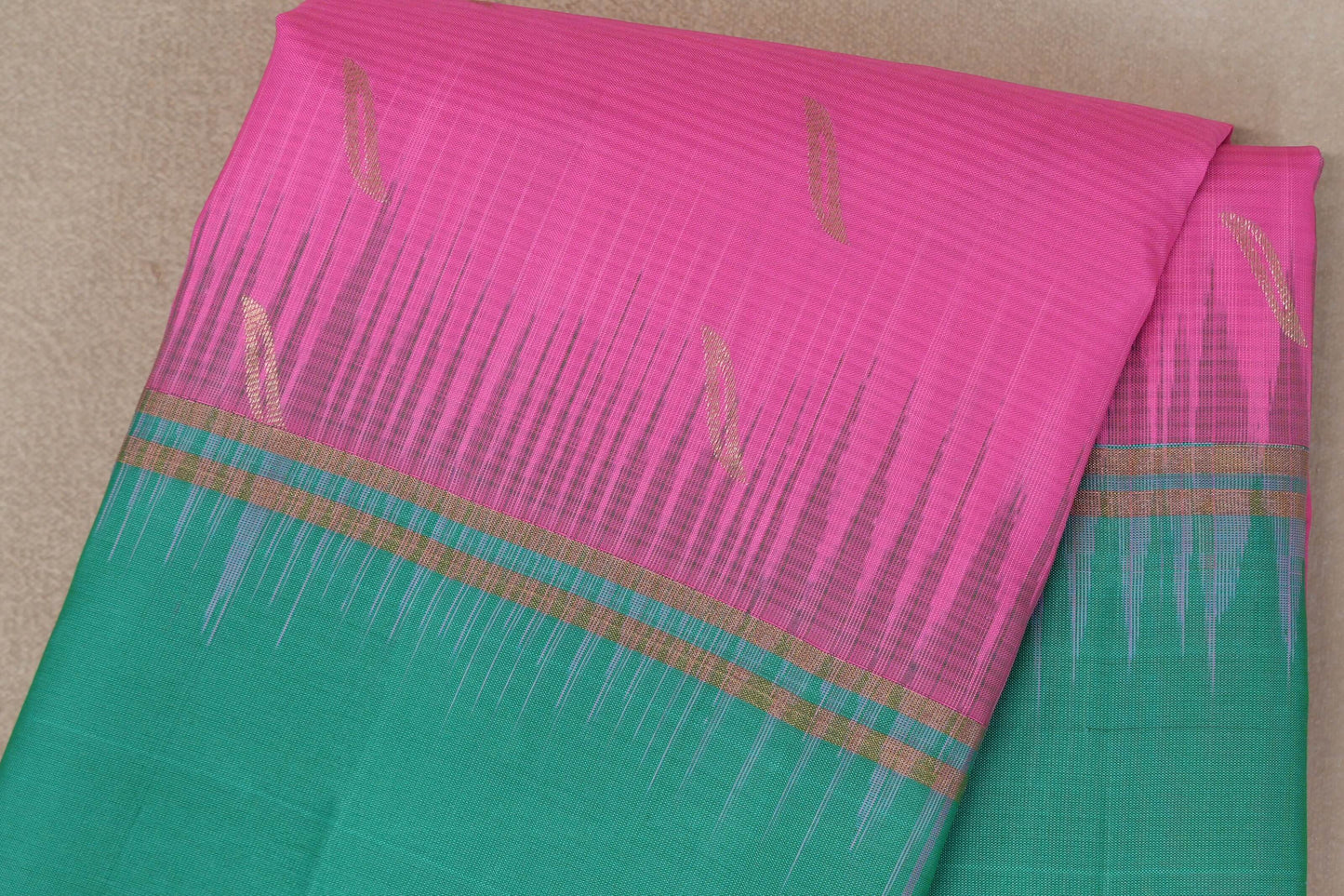 Bright pink with Rama Green borders Light Weight Kanjivaram Silk Saree SS9844
