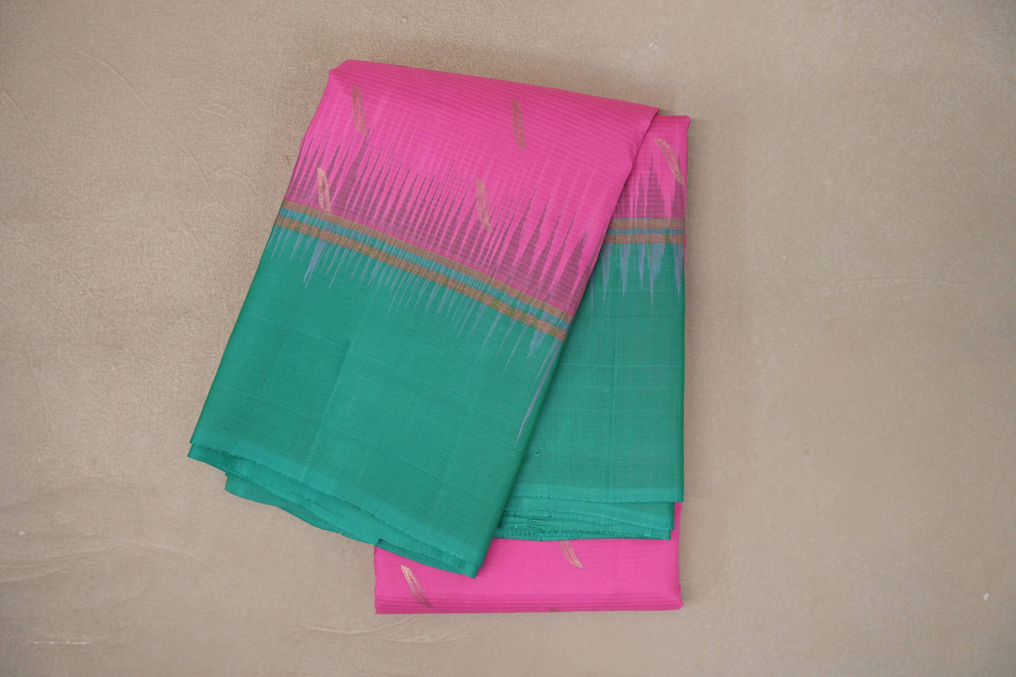 Bright pink with Rama Green borders Light Weight Kanjivaram Silk Saree SS9844