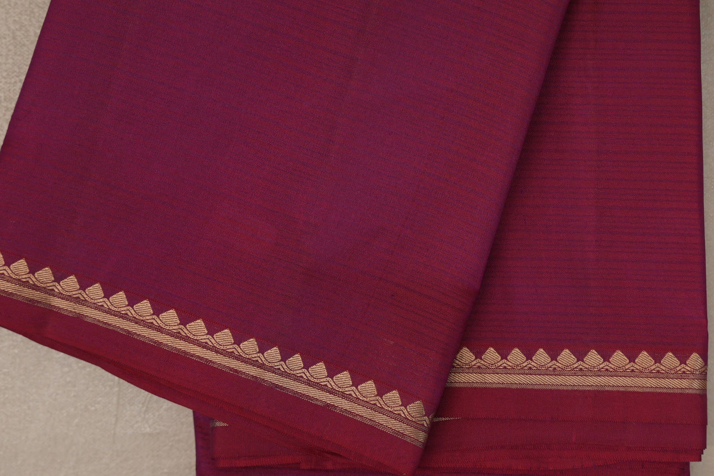 Dual Tone of Red & Purple Light Weight Kanjivaram Silk Saree border