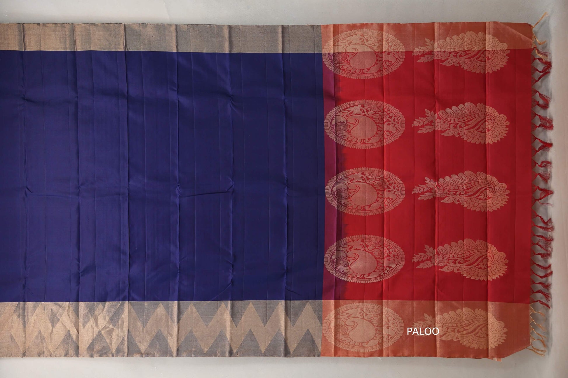 Navy Blue Light Weight Kanjivaram Silk Saree paloo