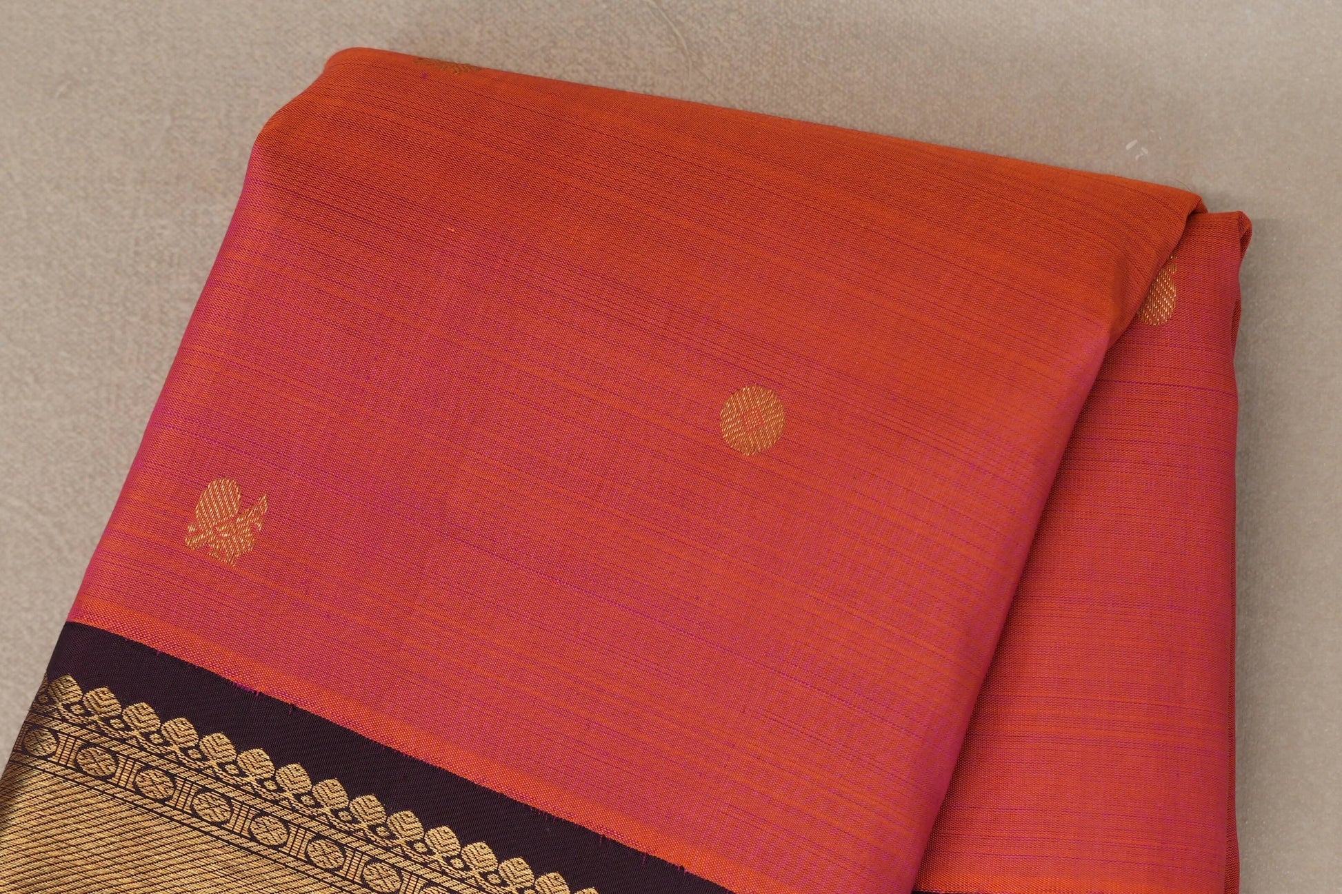 Dual Tone of Orange & Pink with Deep Plum Borders Plant Based Kanjivaram Silk Saree body
