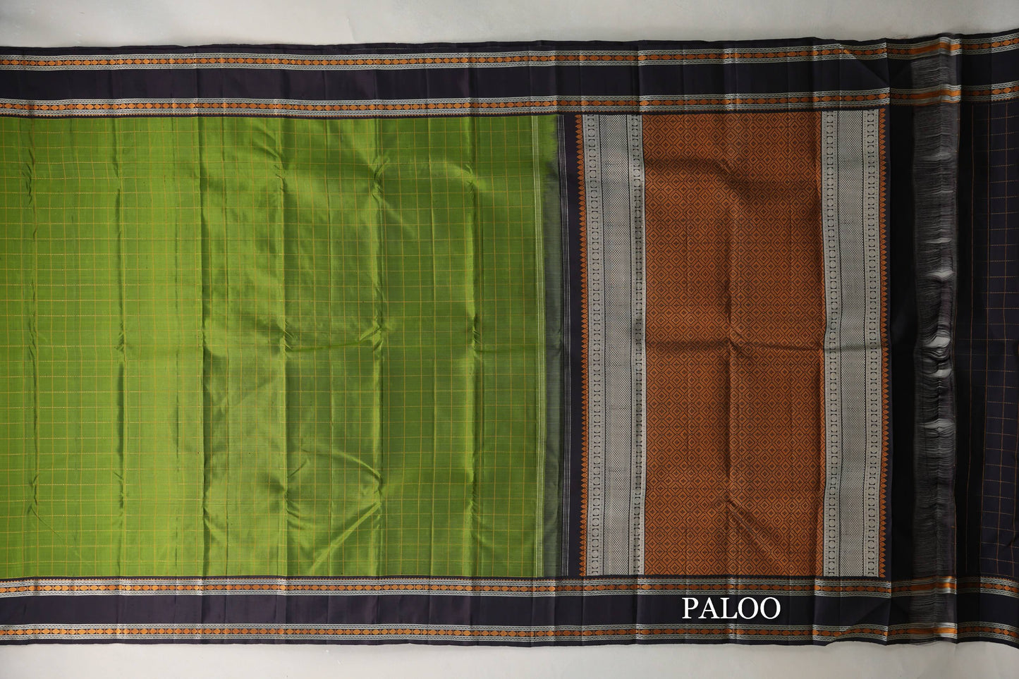 Parrot Green with Black Borders Vintage Thread Woven Kanjivaram Silk Saree paloo