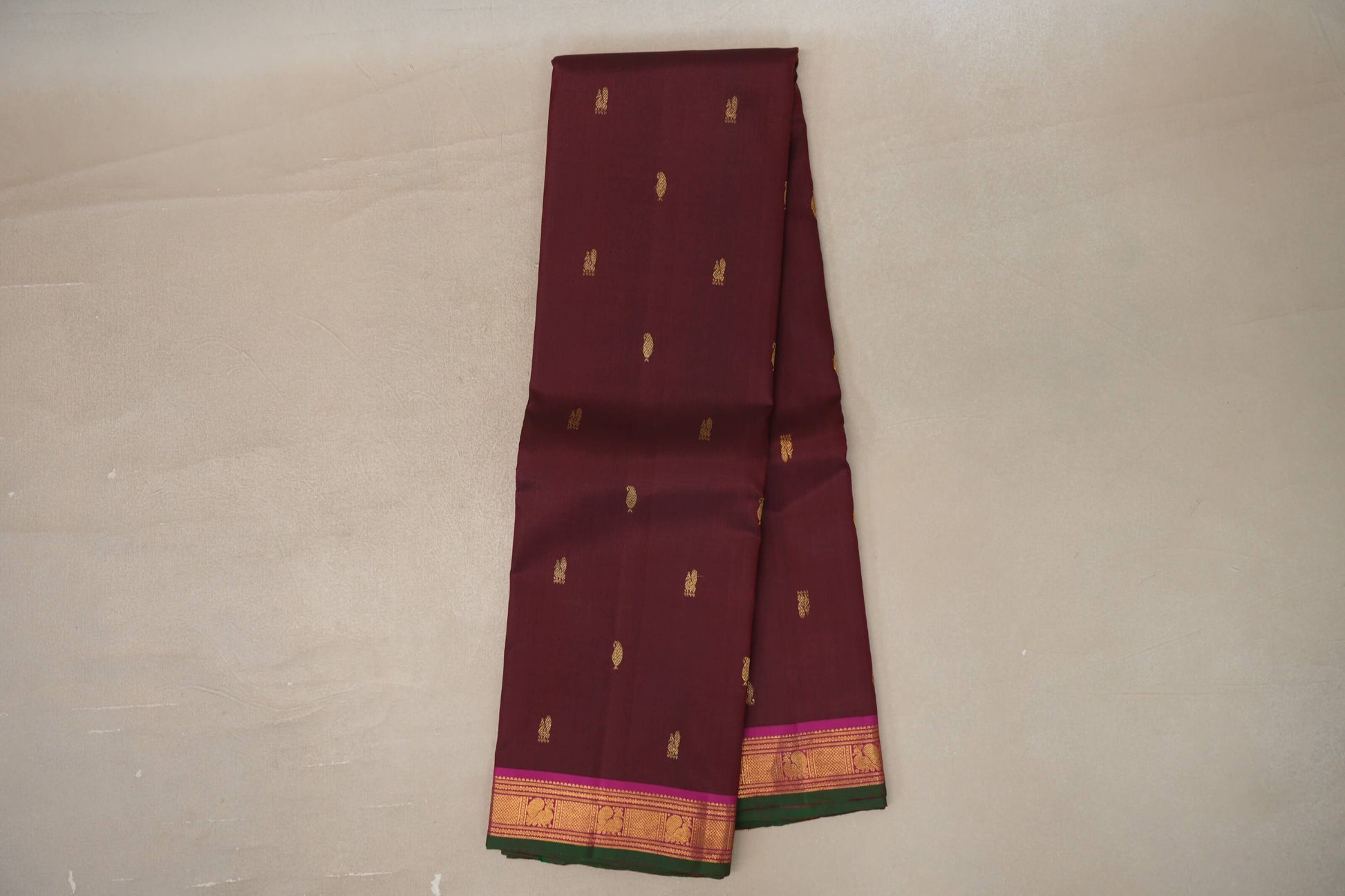 Online Reddish Maroon with Magenta with Green Selvedge Borders Vintage Kanjivaram Silk Saree