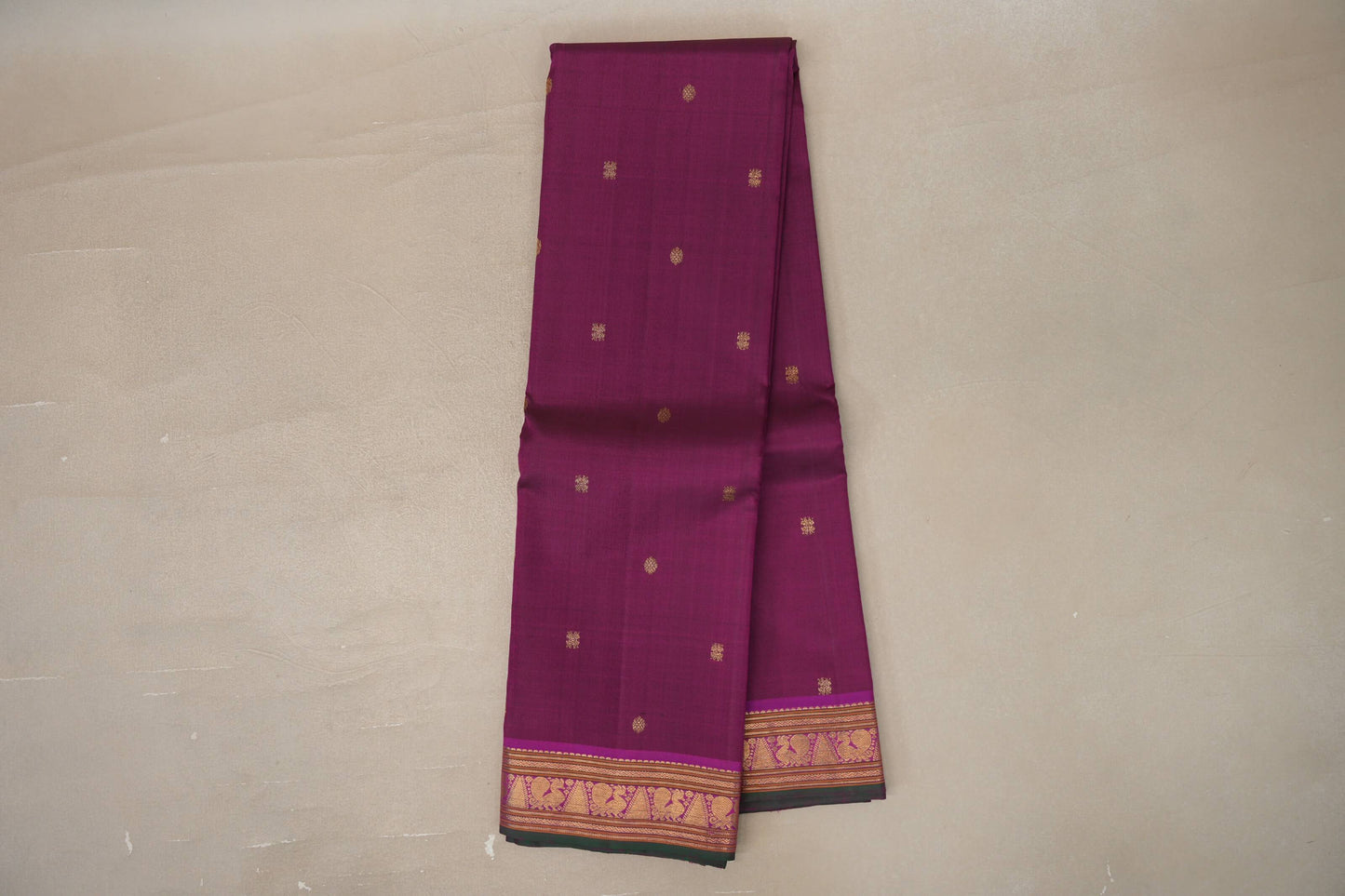 Online Deep Magenta Vintage Kanjivaram Silk Saree
