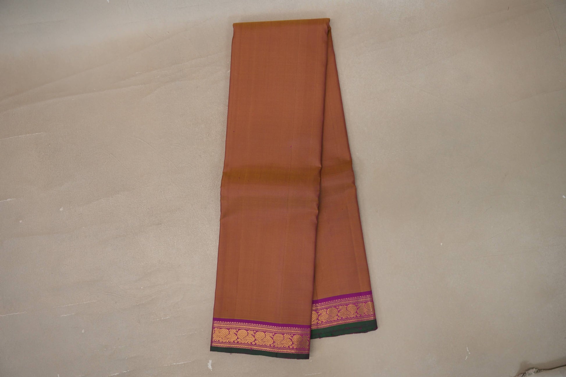 Online Dual Tone of Green & Pink Vintage Kanjivaram Silk Saree 