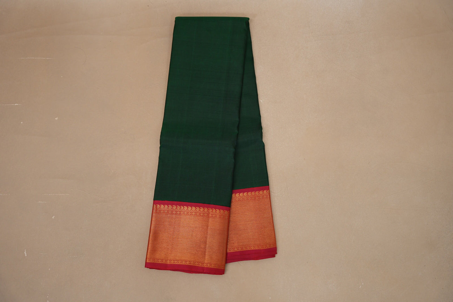 Bottle green with Reddish pink border Vintage Kanjivaram Silk Saree SS8695
