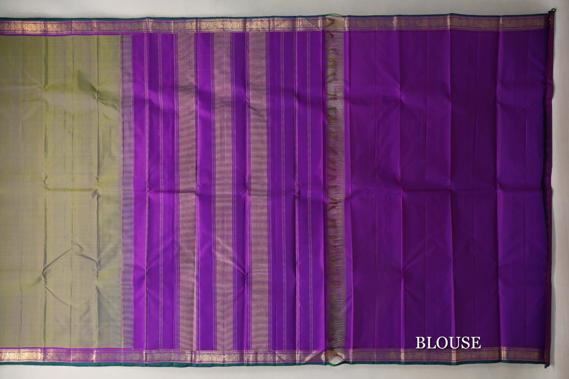 Dual Tone of Green & Blue Vintage Kanjivaram Silk Saree blouse