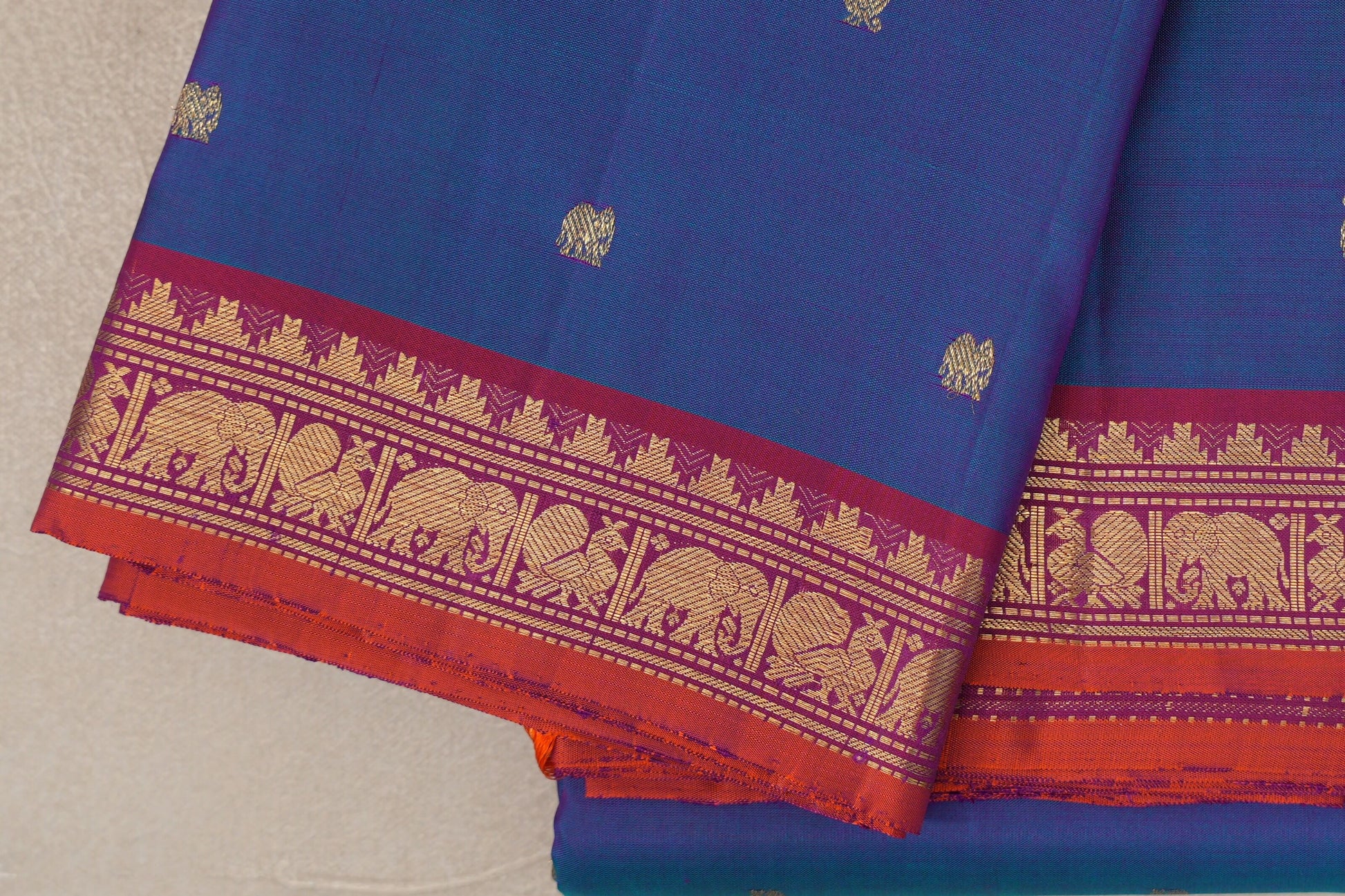 Teal Blue Vintage Kanjivaram Silk Saree border