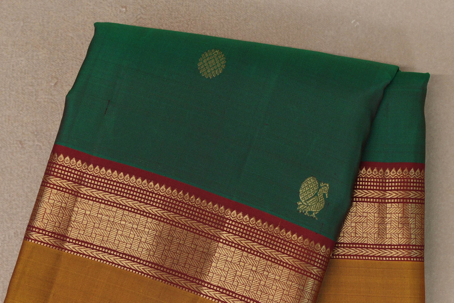 Green and Maroon Dual Tone with Mustard and Maroon Borders Vintage Kanjivaram Silk Saree body