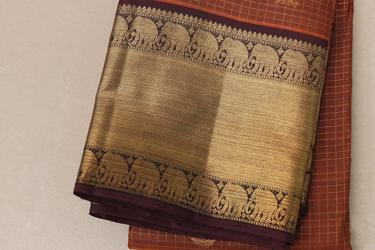 Copper Brown Vintage Kanjivaram Silk Saree border zoom