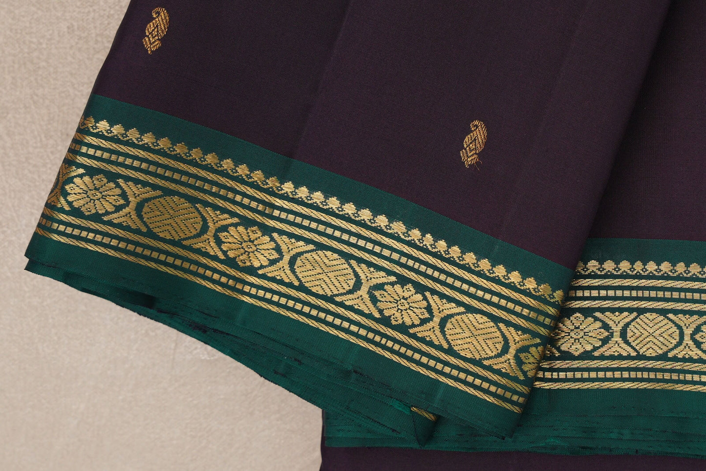 Kanchana Brown Vintage Kanjivaram Silk Saree borders